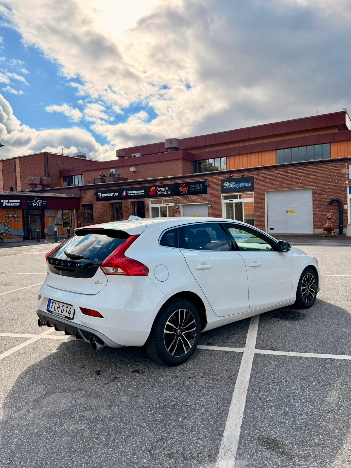 Volvo V40 D2 Geartronic 2016, bild 3/7