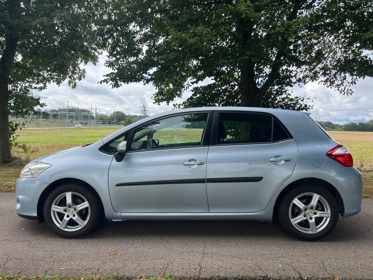 Toyota Auris 2011, bild 5/10