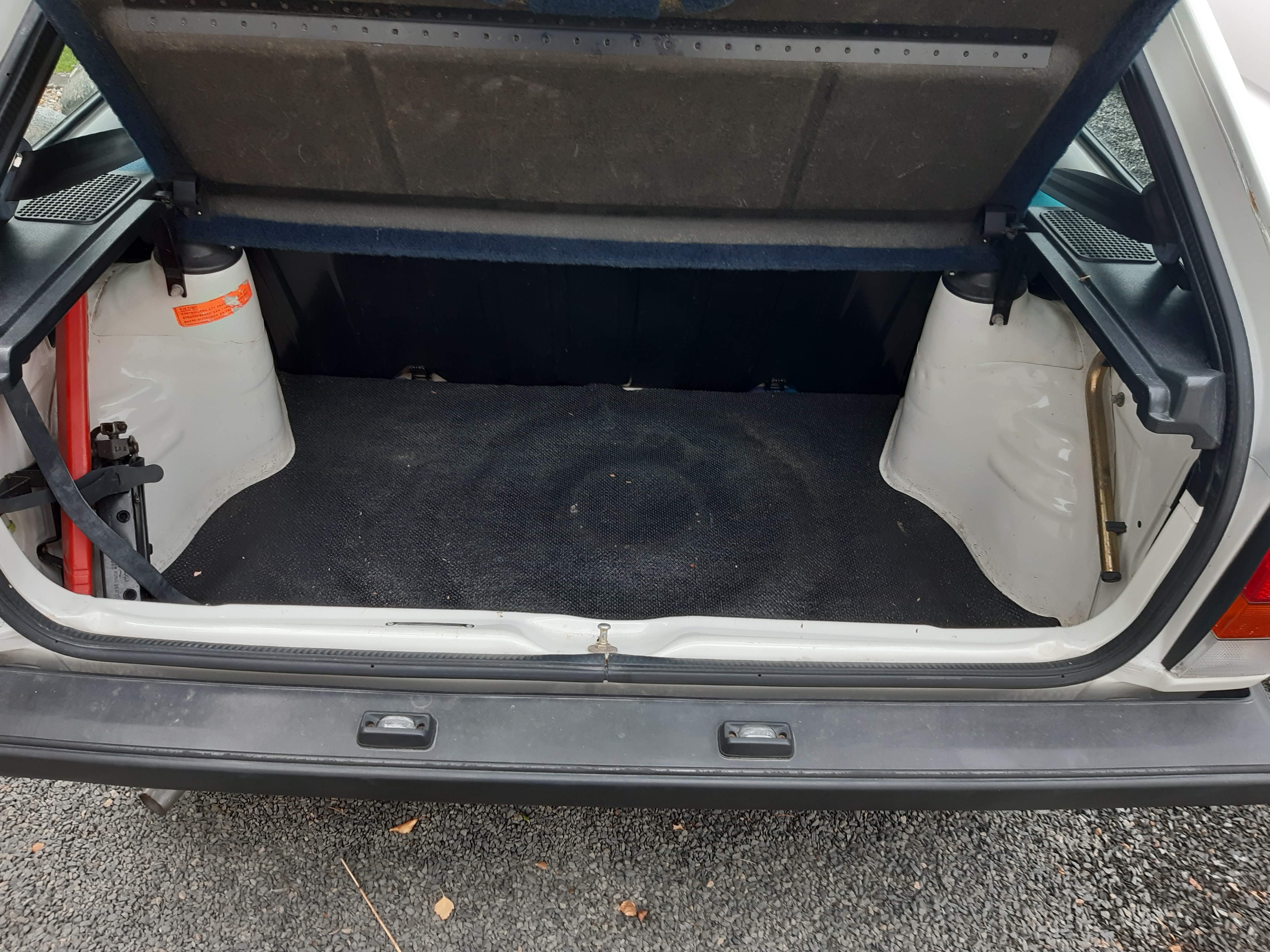 Volkswagen Polo 1990, bild 5/5