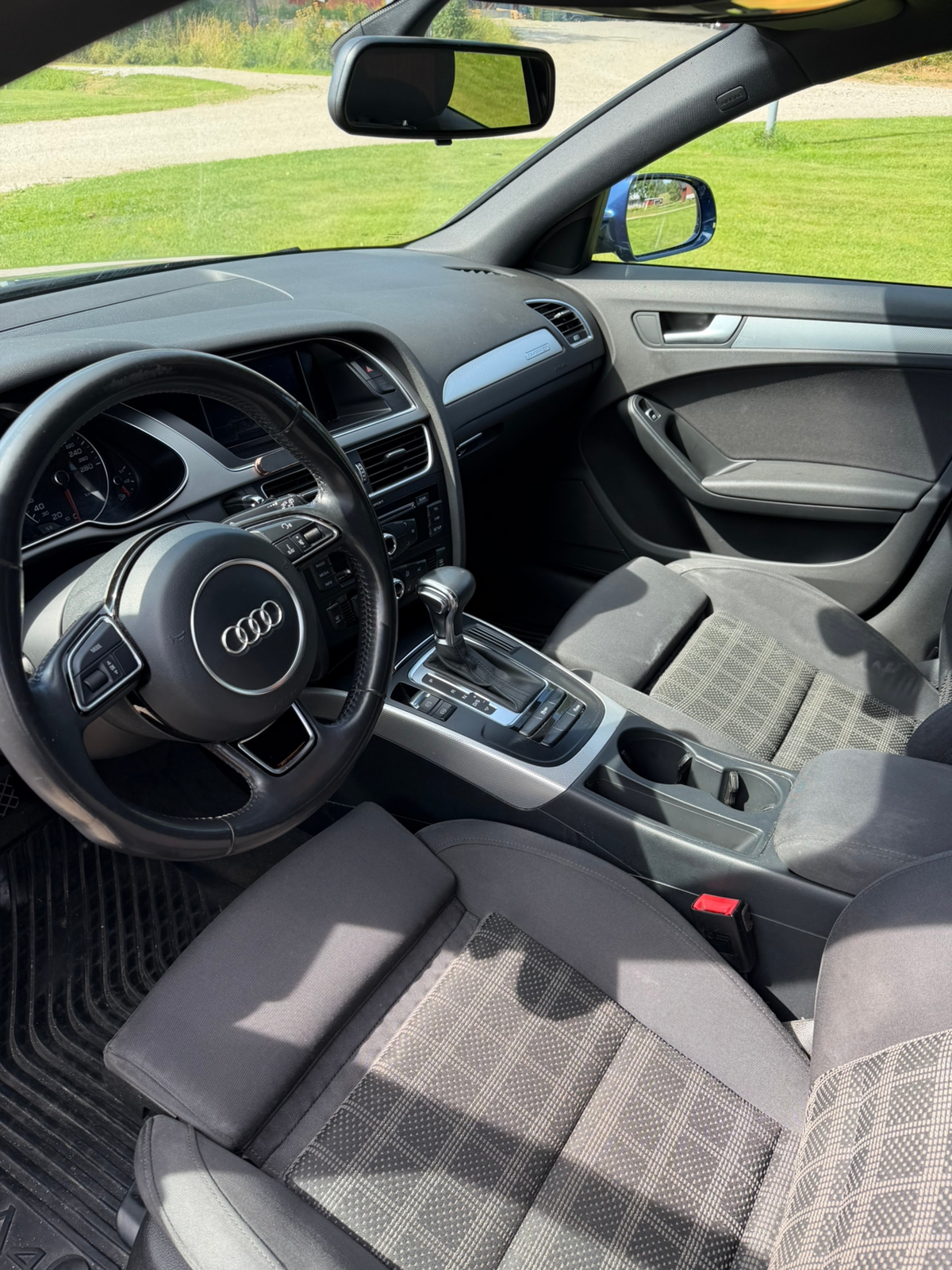 Audi A4 2014, bild 3/3