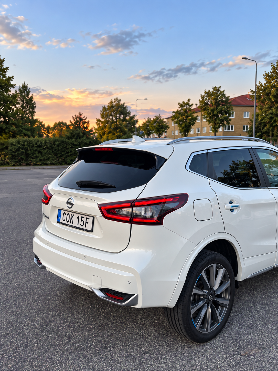 Nissan Qashqai Tekna Plus 1.3 DIG-T DCT 2020, bild 3/6