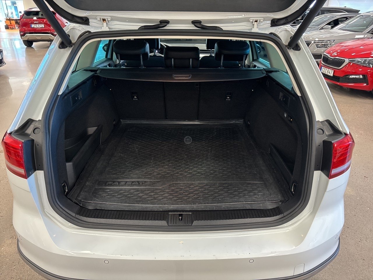 Volkswagen Passat 2017, bild 7/10