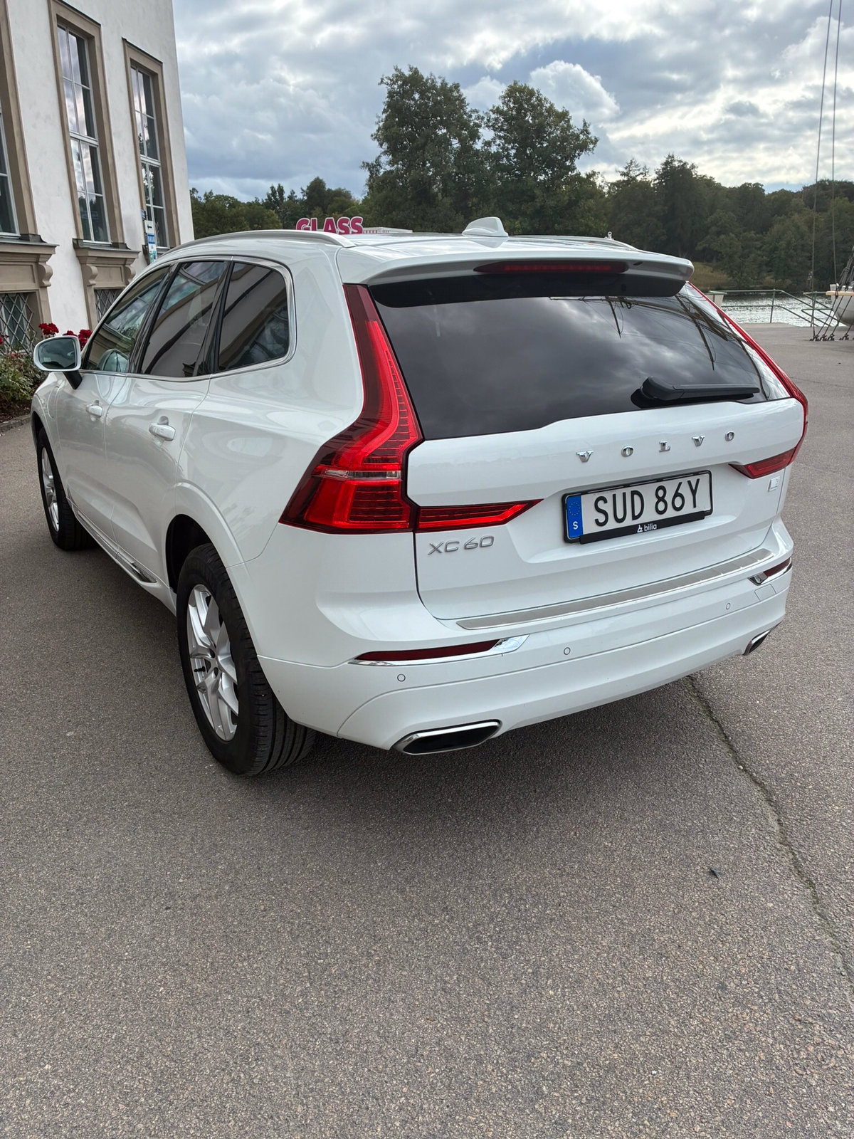 Volvo XC60 Recharge T6 AWD Geartronic 2021, bild 2/5
