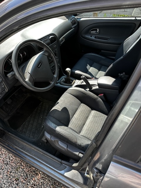 Volvo V40 2.0T Manuell 2004, bild 3/8