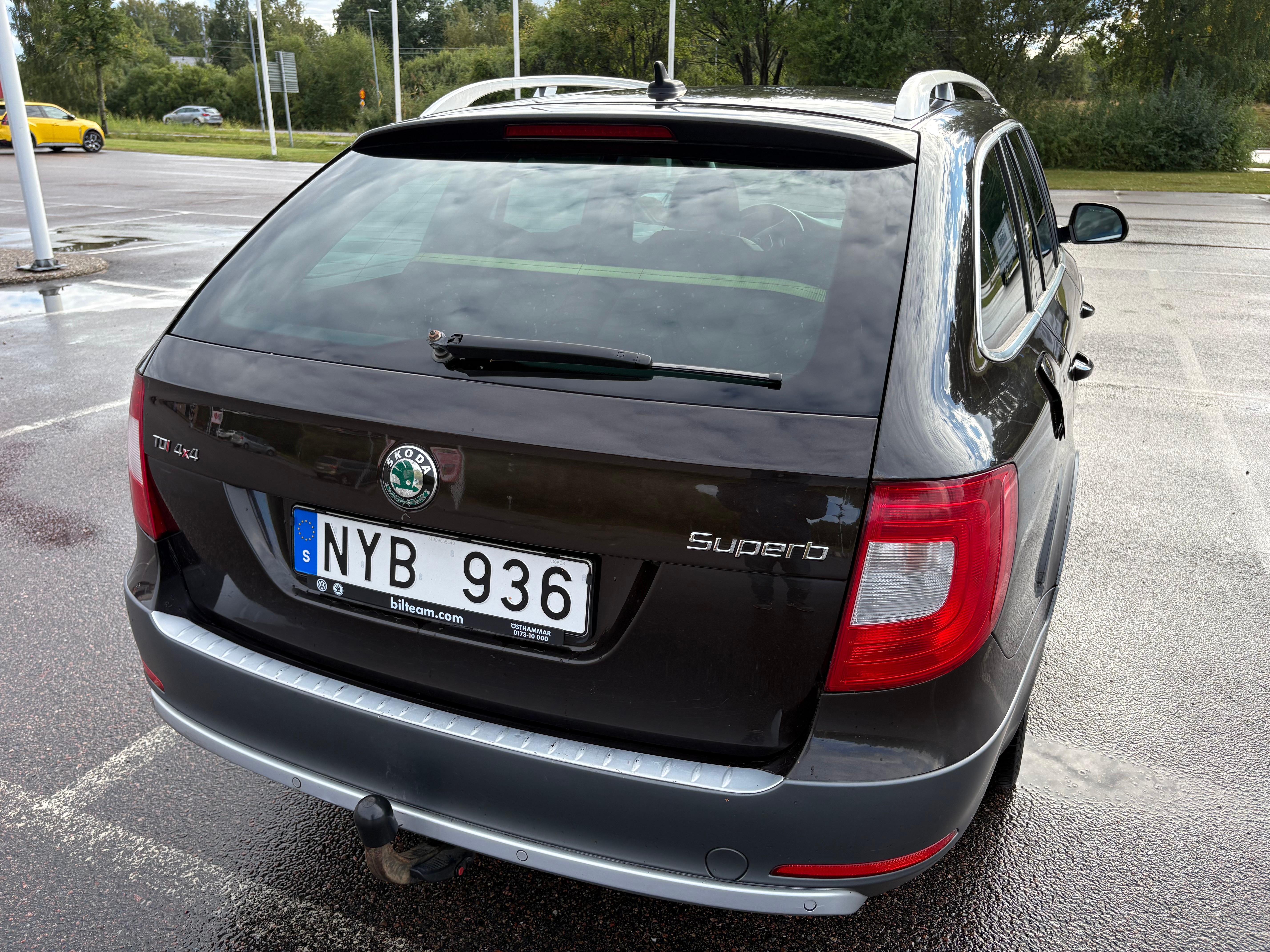 Skoda Superb 2013, kuva 3/10