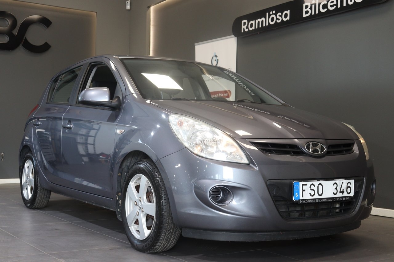 Hyundai i20 5-dörrar 1.4 Select Euro 4 2009, bild 6/10