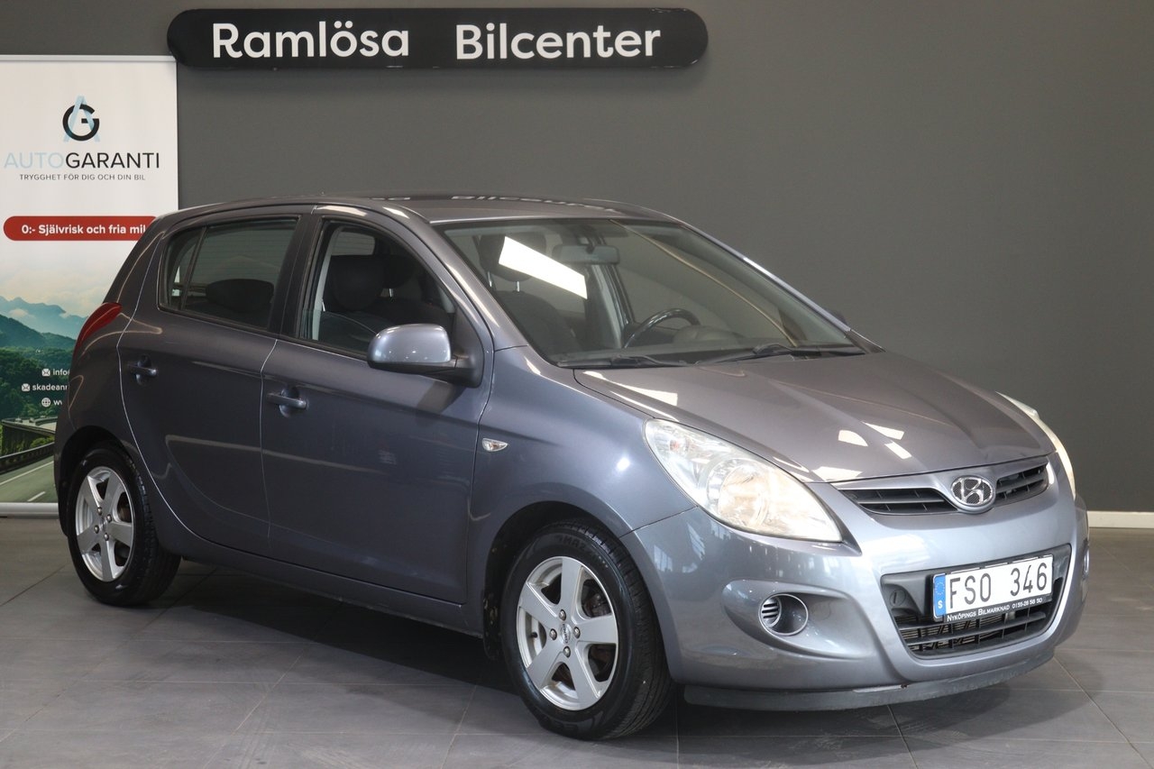 Hyundai i20 5-dörrar 1.4 Select Euro 4 2009, bild 5/10