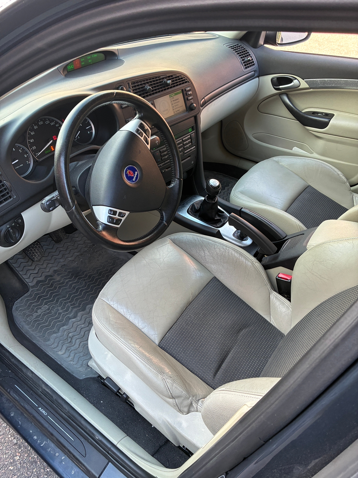 Saab 9-3 SportSedan 2.0 T Manuell 2005, bild 6/10
