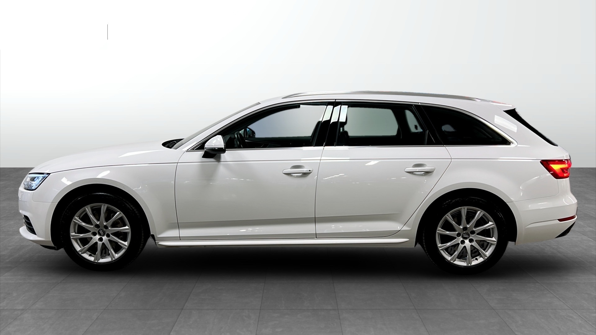 Audi A4 2017, kuva 2/6