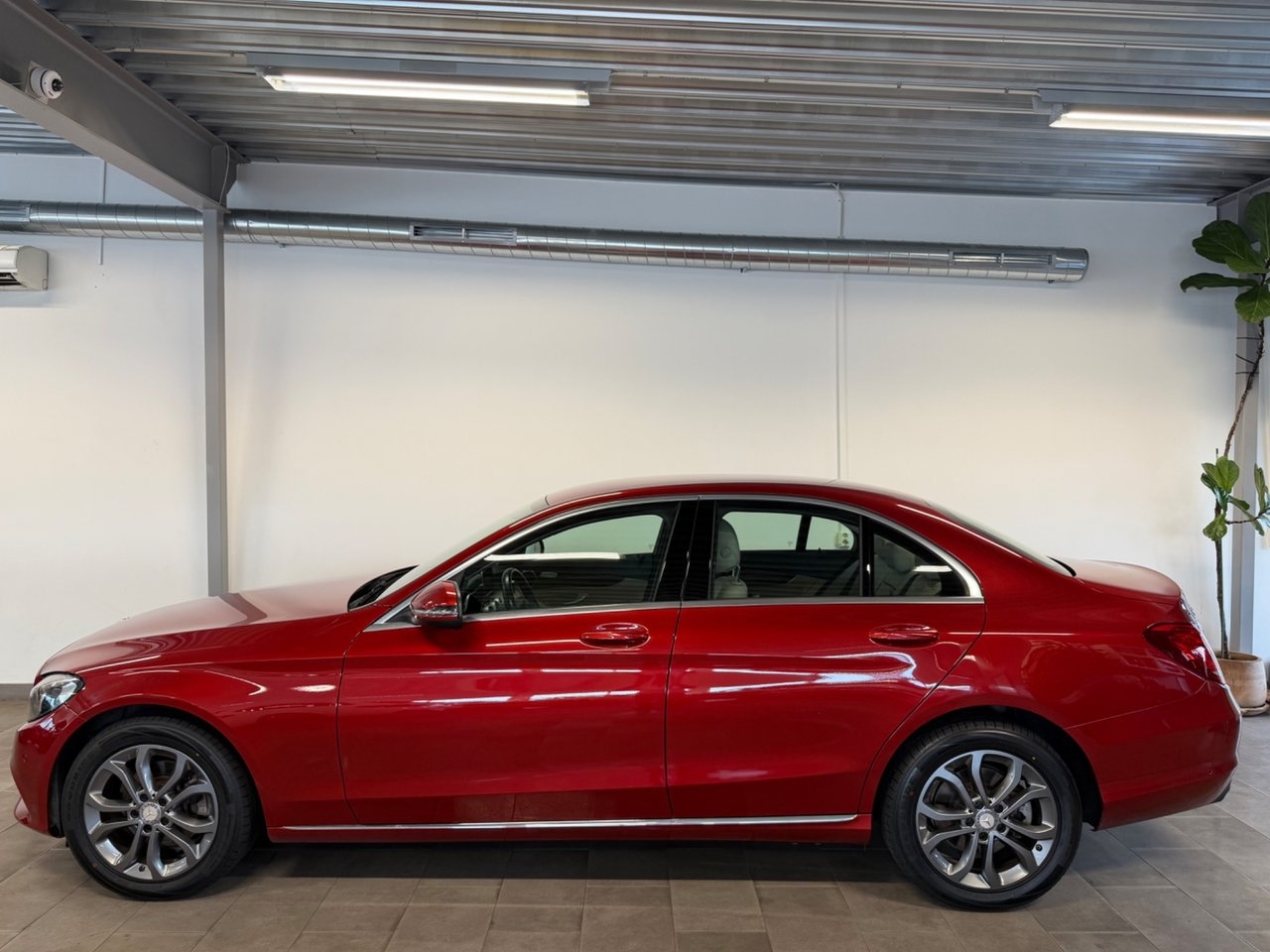 Mercedes-Benz C 2016, kuva 3/10