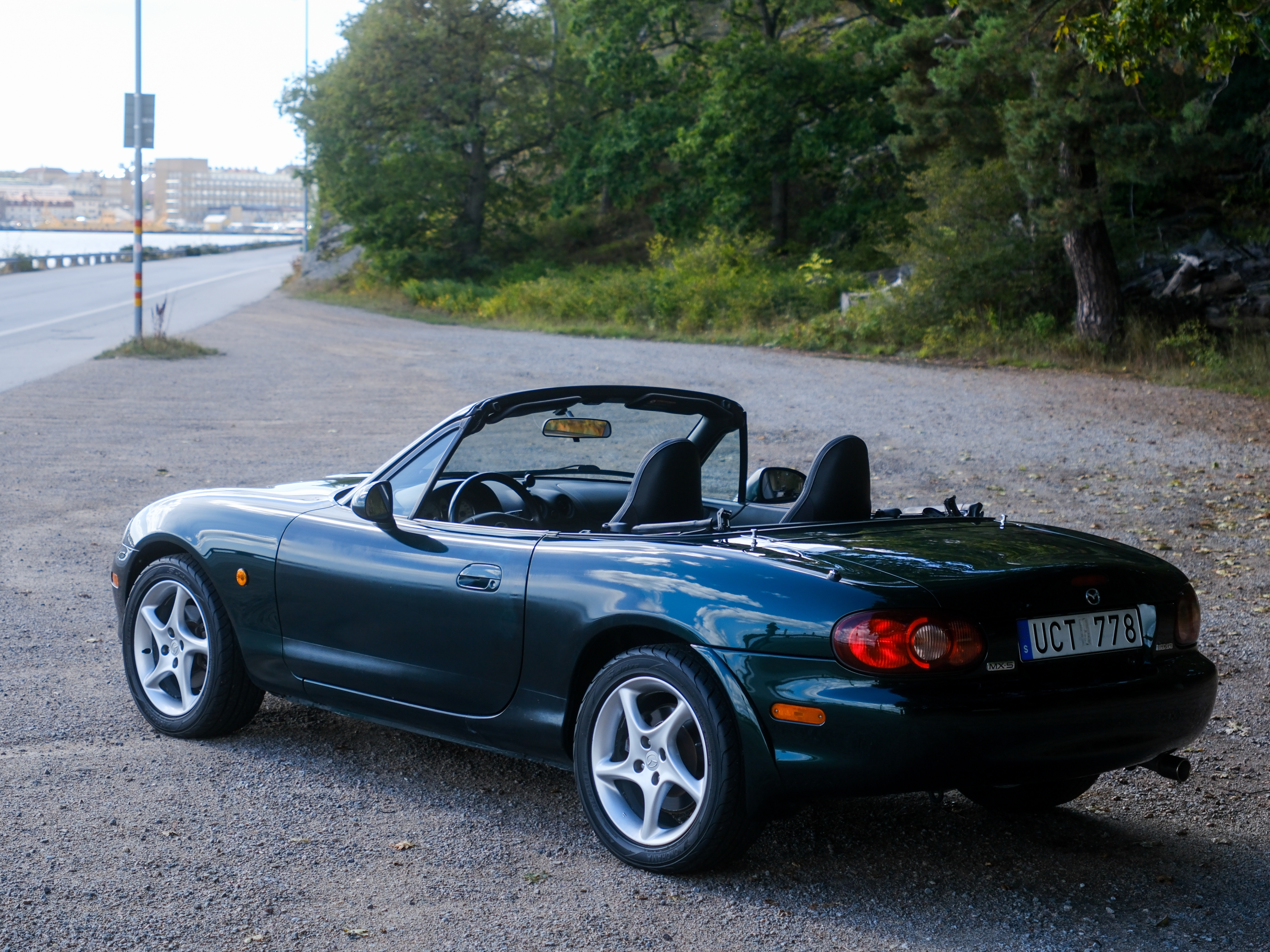 Mazda MX-5 1.8 Manuell 2002, bild 3/10