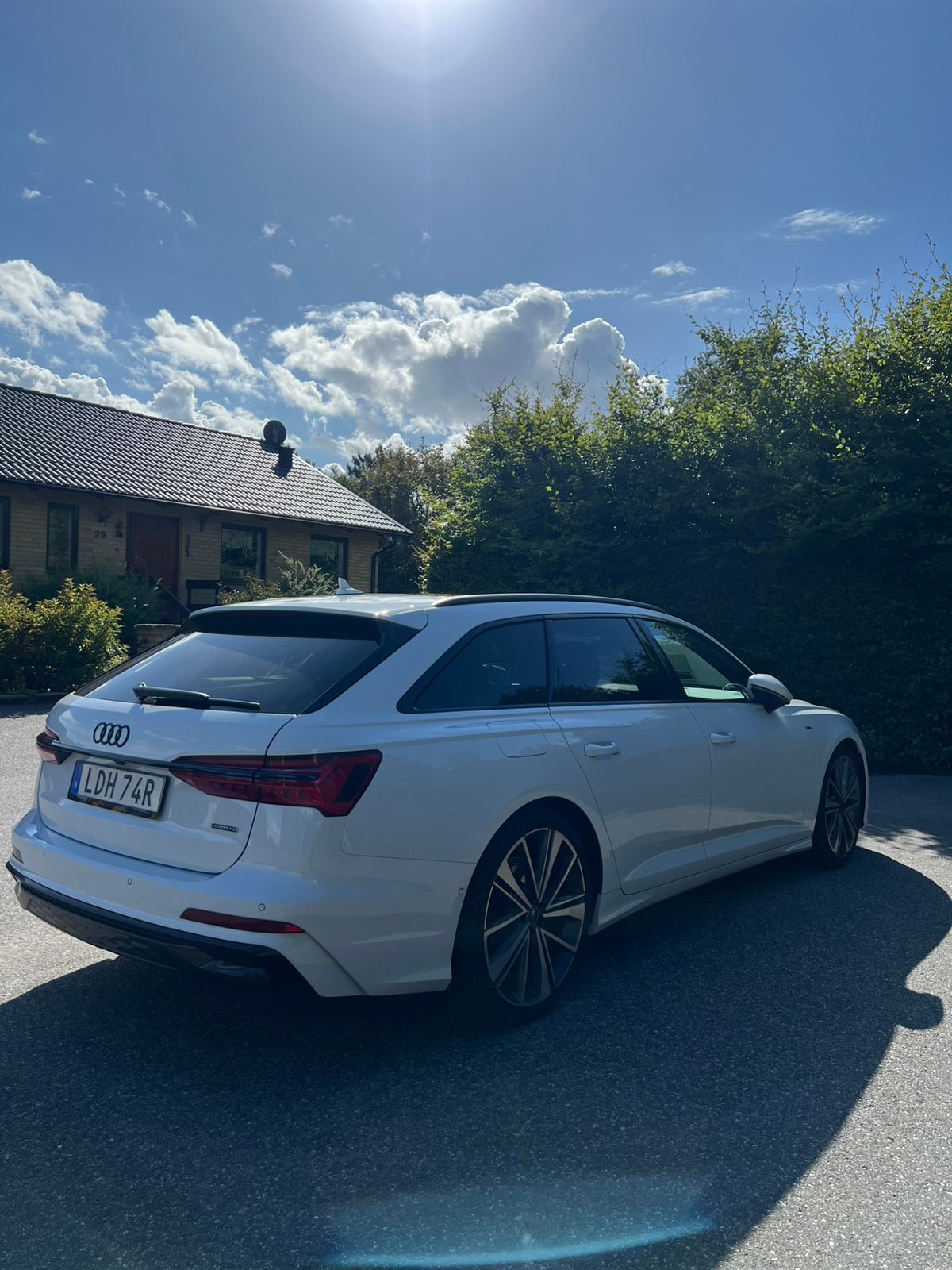 Audi A6 Avant 40 TDI quattro S Tronic 2024, bild 6/6