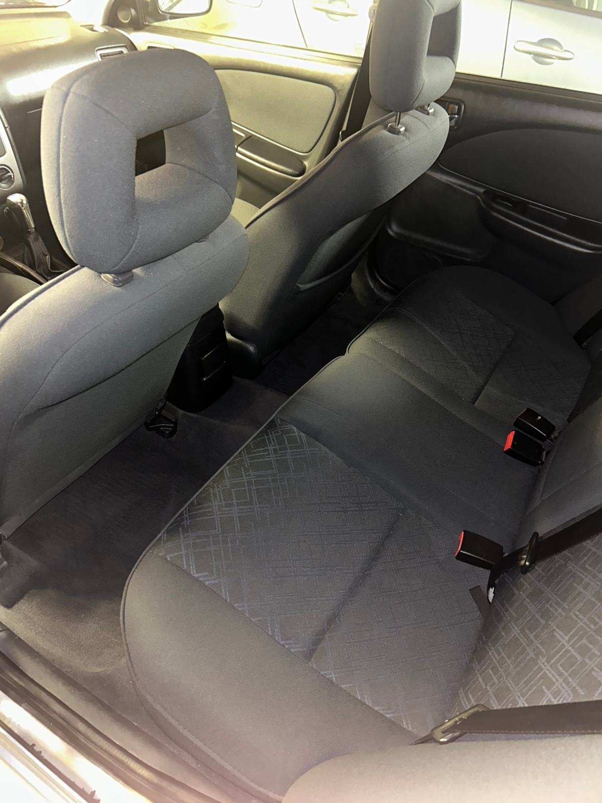 Toyota Avensis Kombi 1.8 VVT-i Manuell 2002, bild 8/8