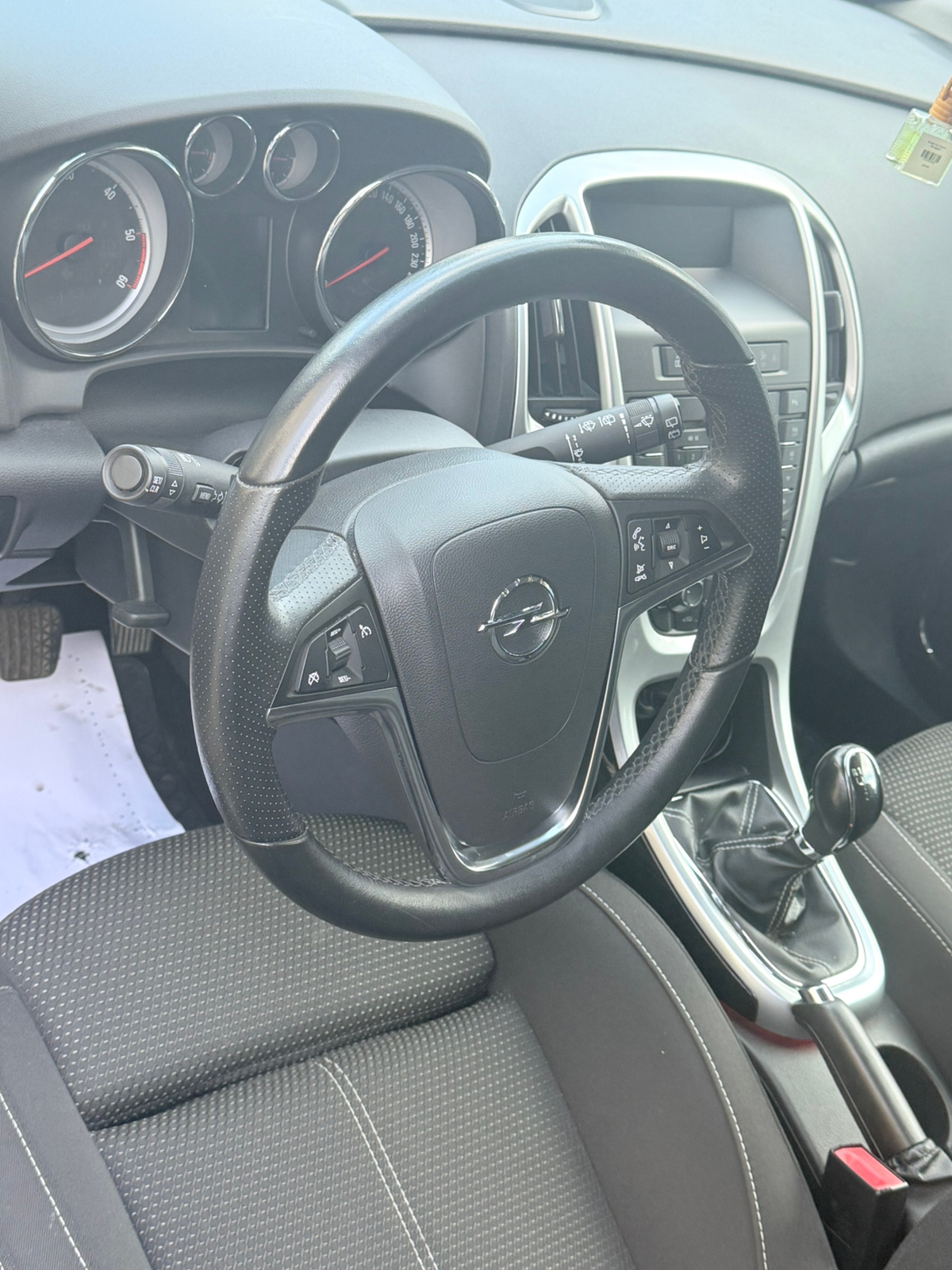 Opel Astra 1.7 CDTI Manuell 2012, photo 5/10