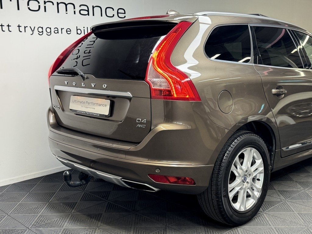 Volvo XC60 D4 AWD Geartronic 2014, photo 5/10