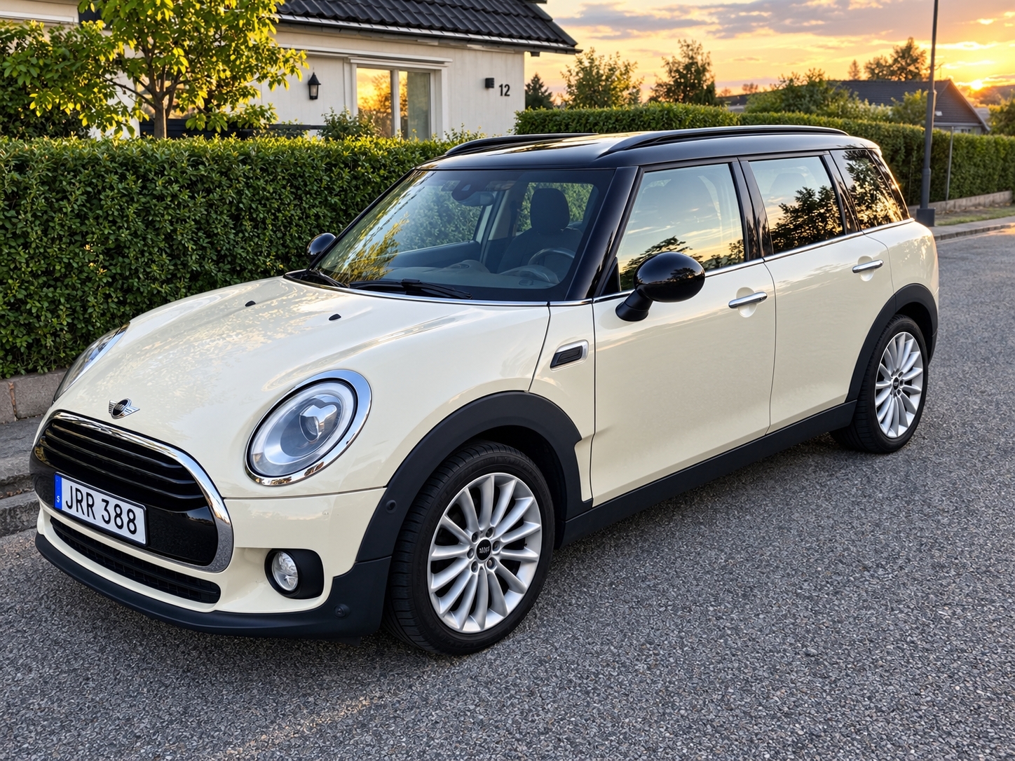 MINI Cooper Clubman Manuell 2016, photo 2/6