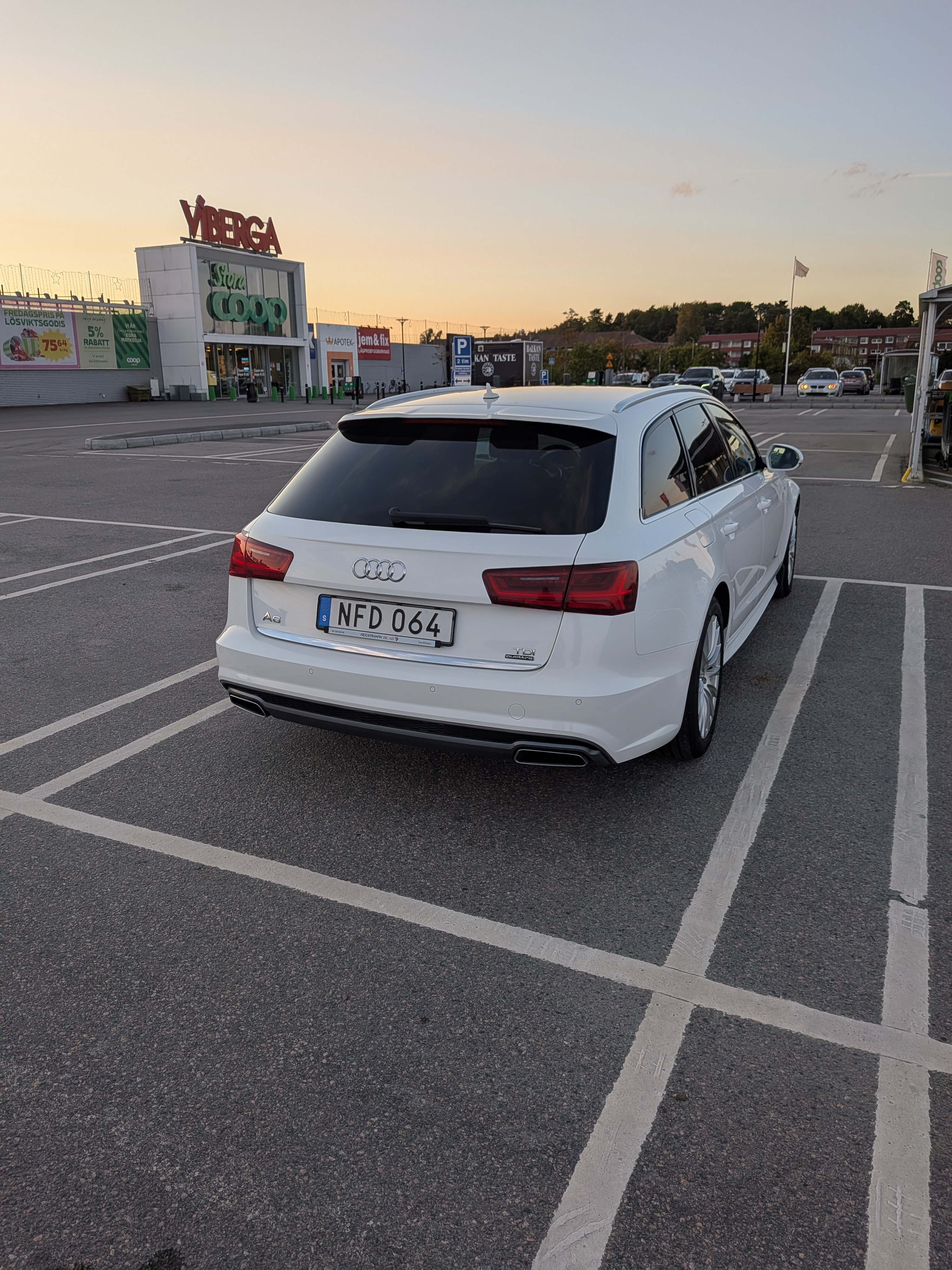 Audi A6 Avant 2.0 TDI quattro S Tronic 2016, bild 3/9