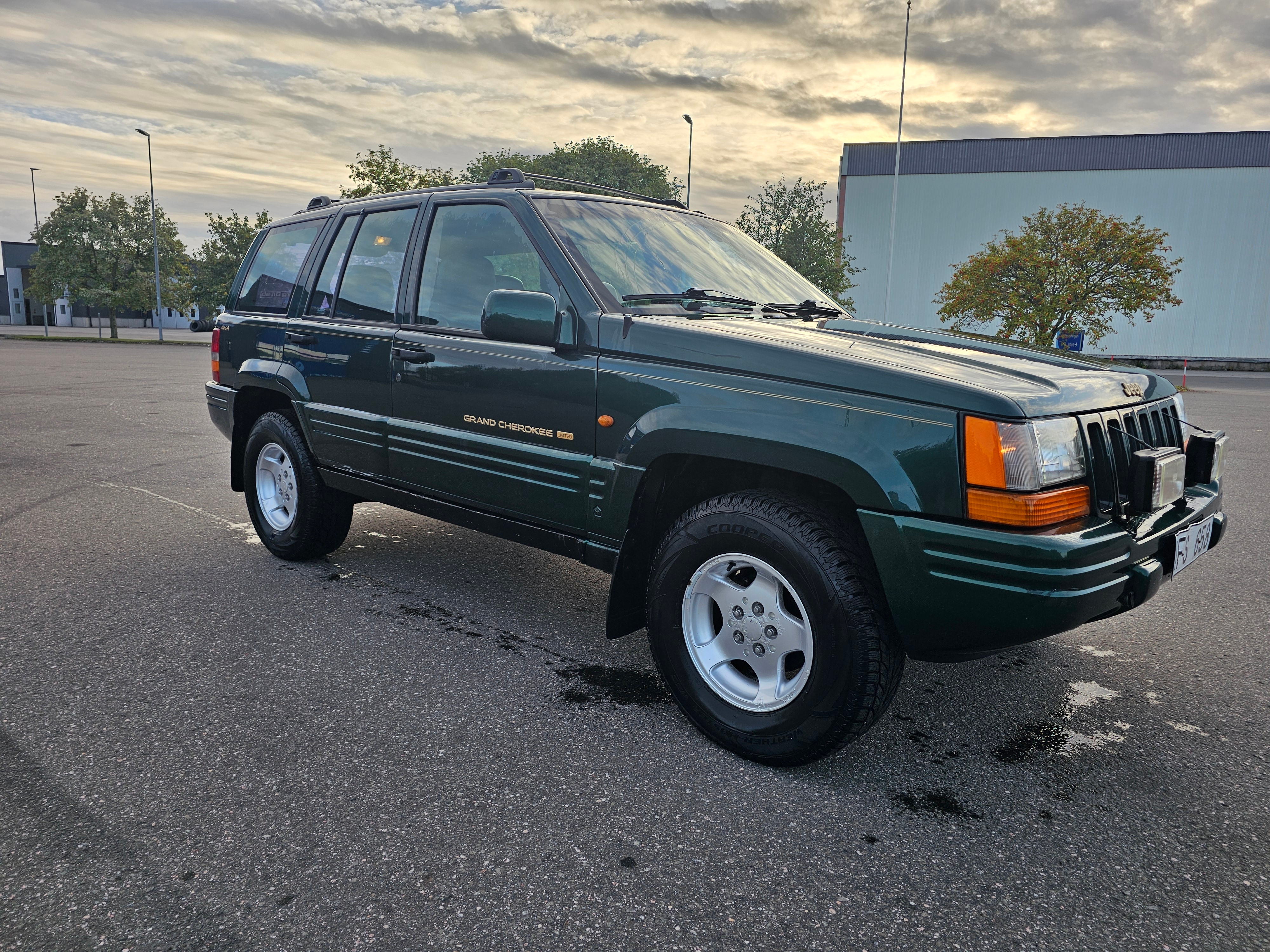 Jeep Grand Cherokee 4.0 4WD Automatisk 1997, bild 2/7