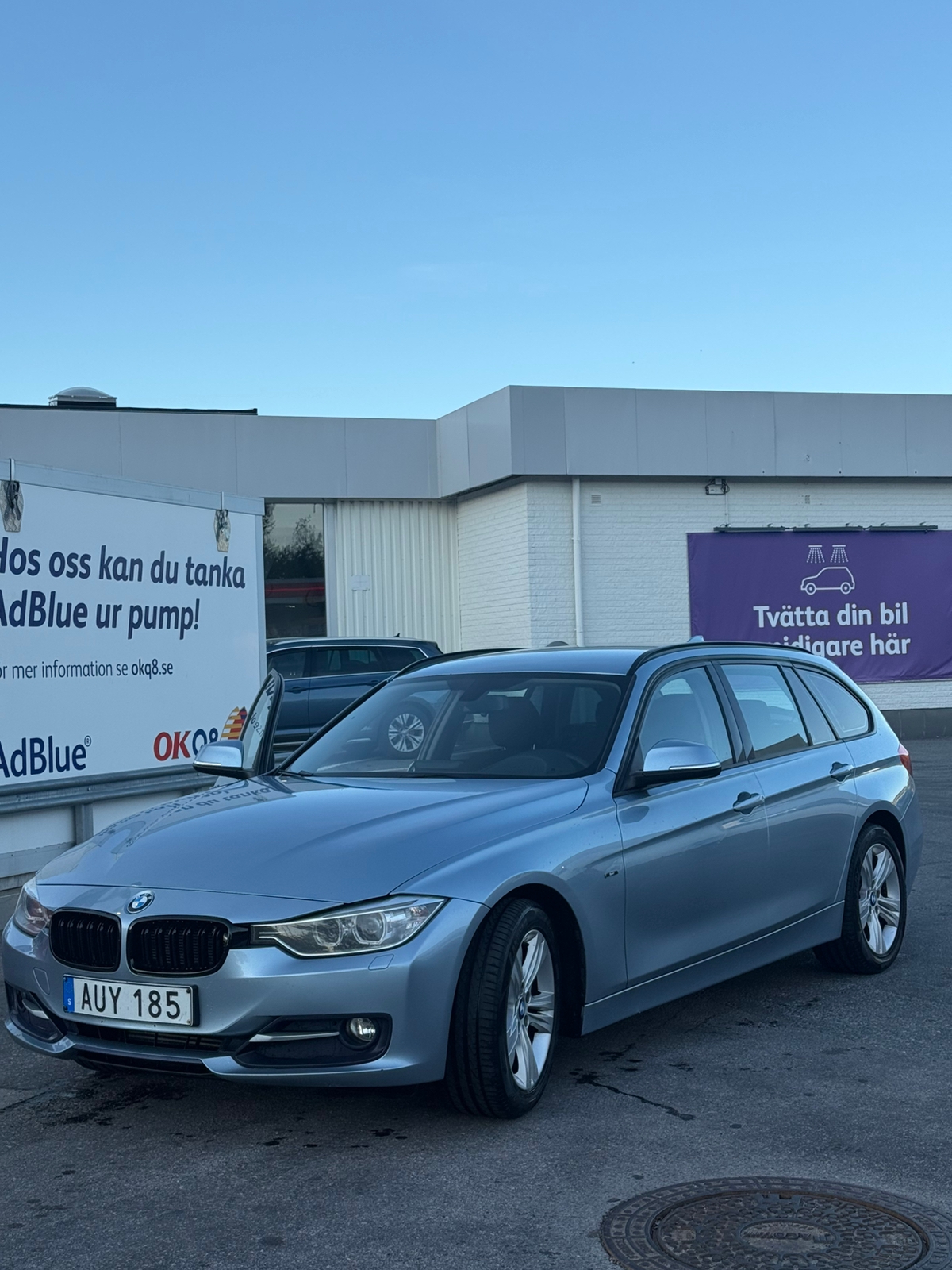 BMW 320 d xDrive Touring Steptronic 2014, bild 3/6