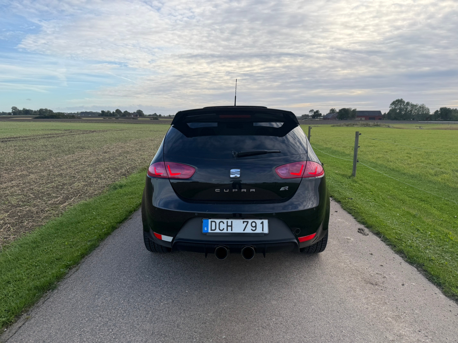 Seat Leon Cupra R 2.0 TSI Manuell 2013, bild 5/8