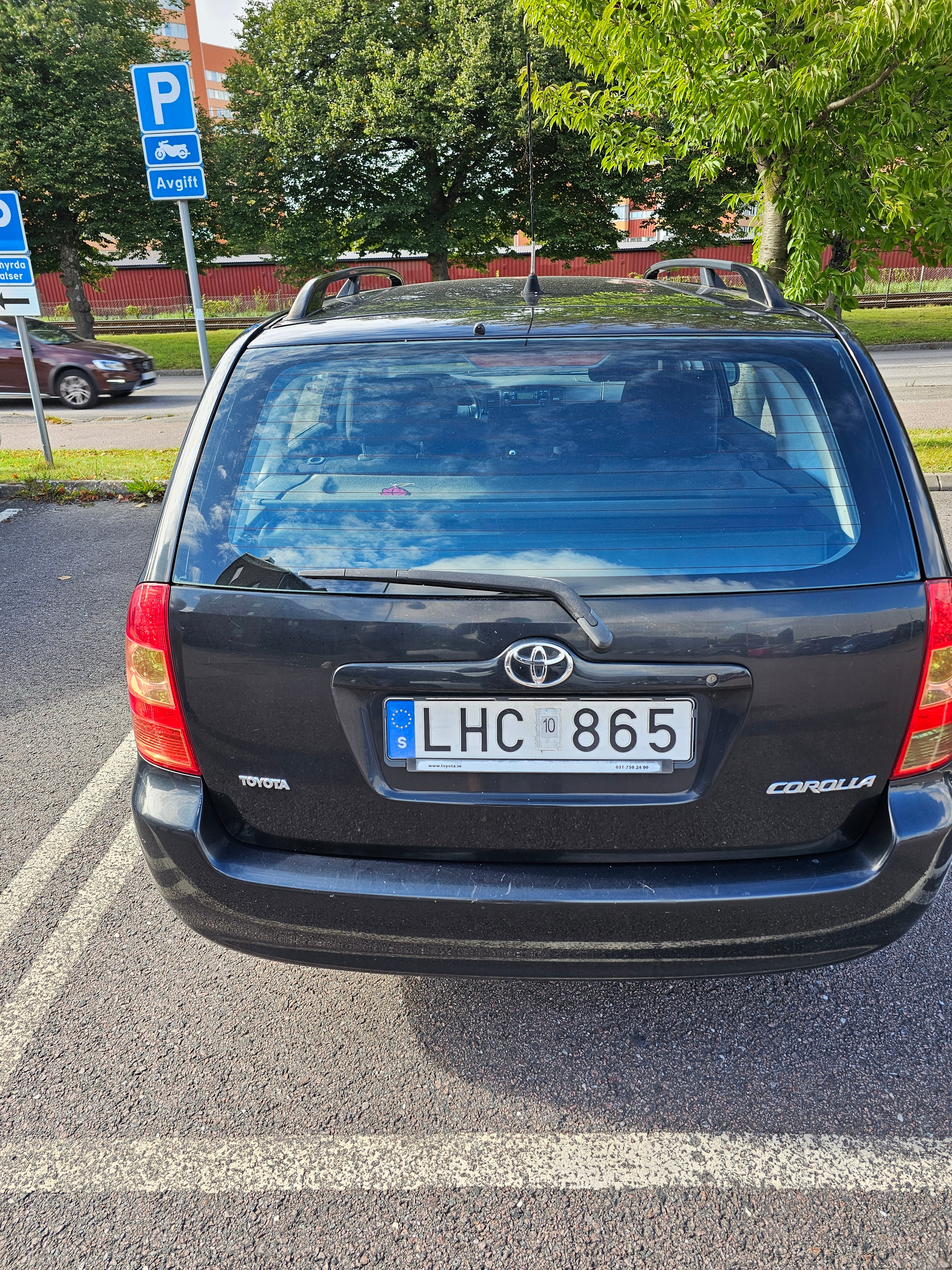 Toyota Corolla Kombi 1.6 VVT-i Manuell 2006, bild 3/8