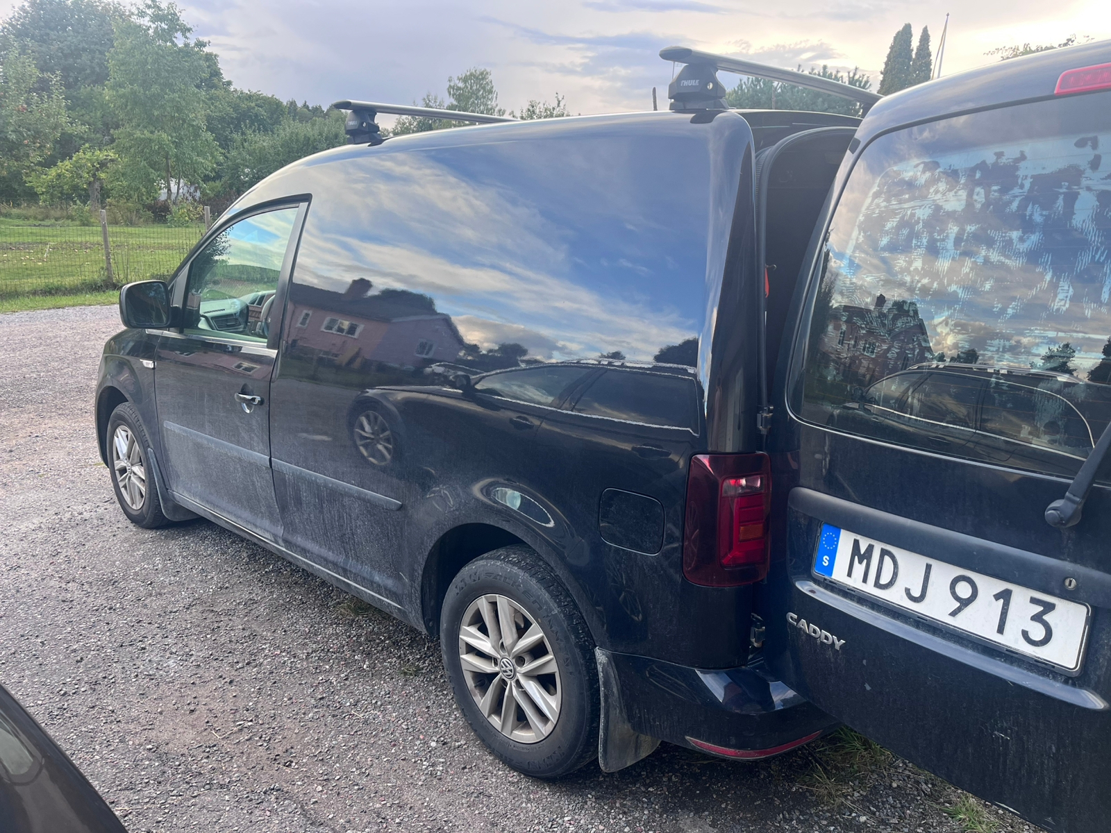Volkswagen Caddy 2016, bild 2/4