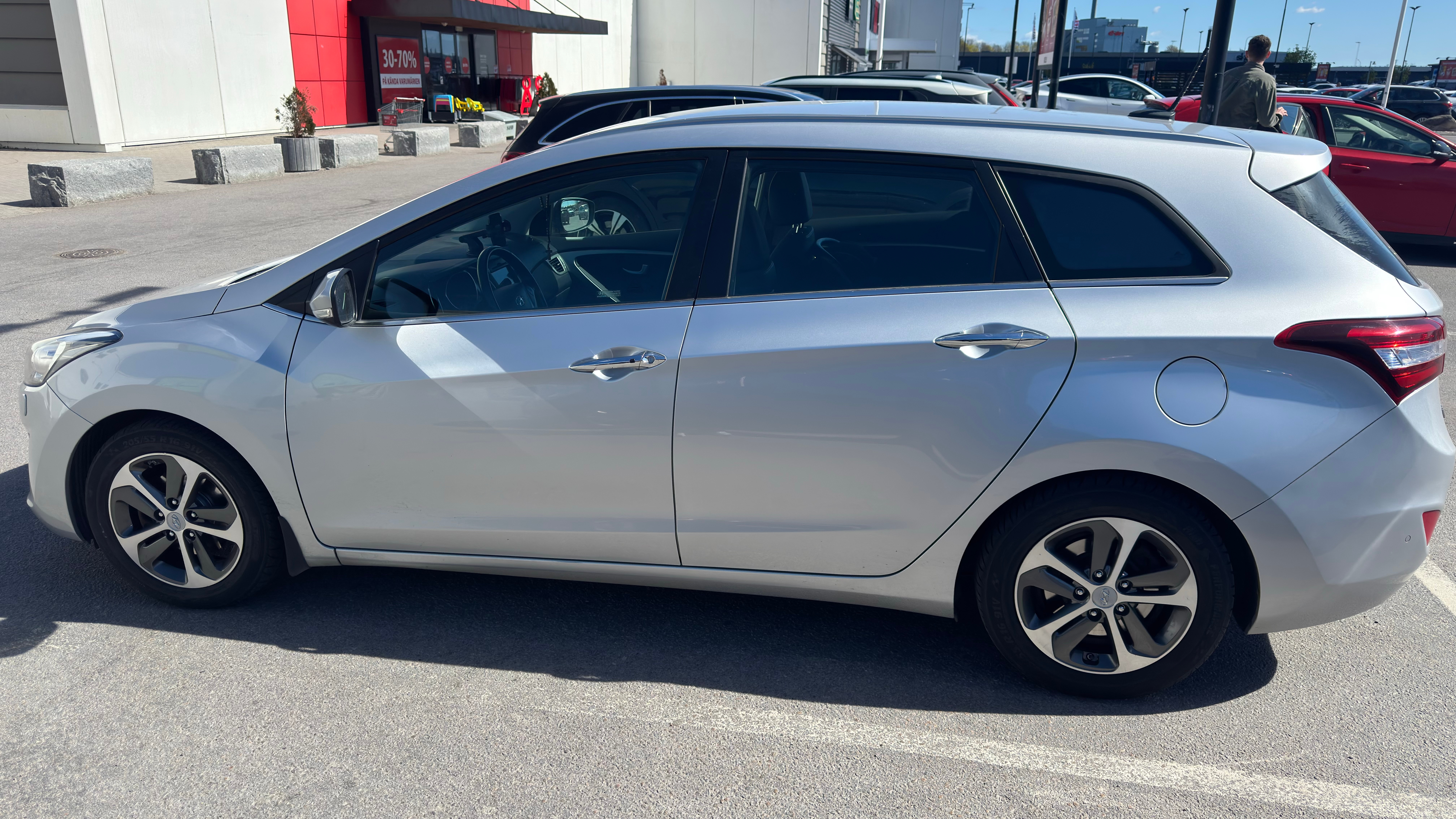 Hyundai i30 Kombi 1.6 GDI DCT 2015, bild 2/10