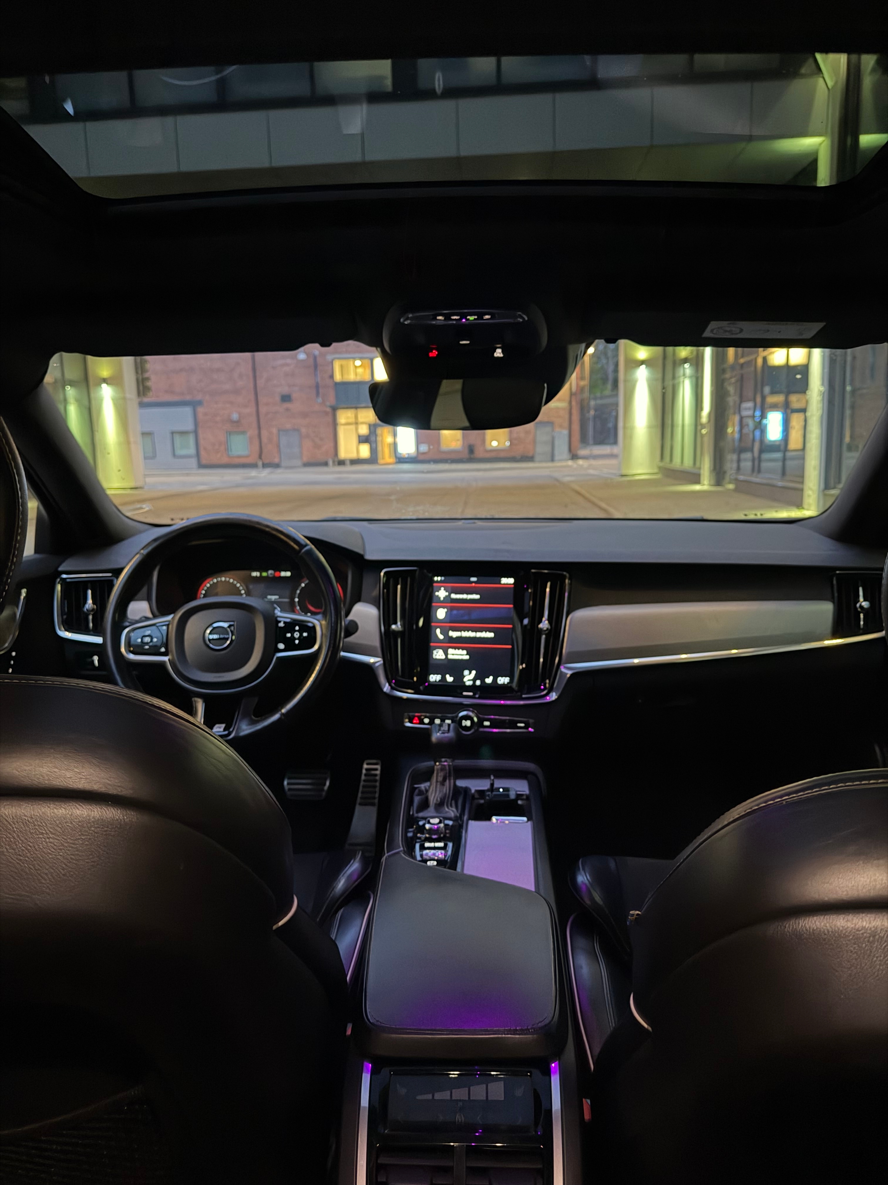 Volvo S90 2018, kuva 8/8