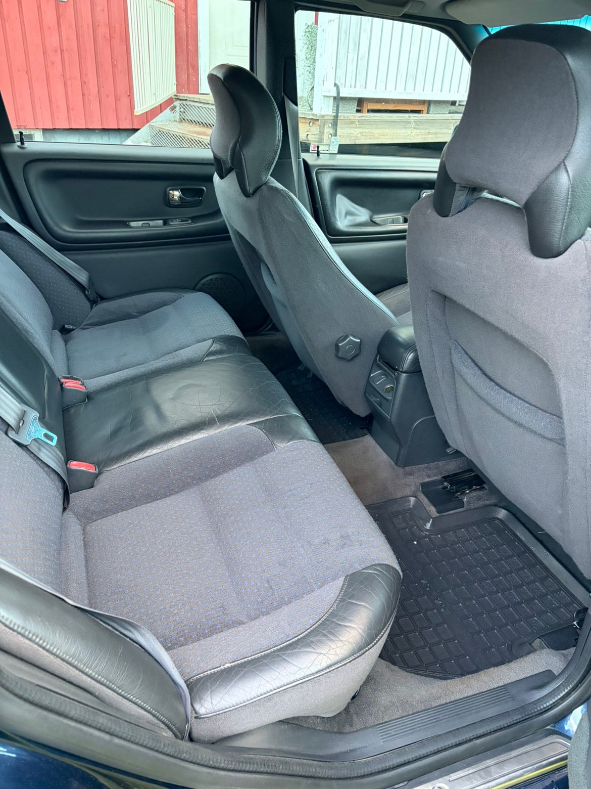 Volvo V70 2.5 T AWD Manuell 1998, bild 6/10