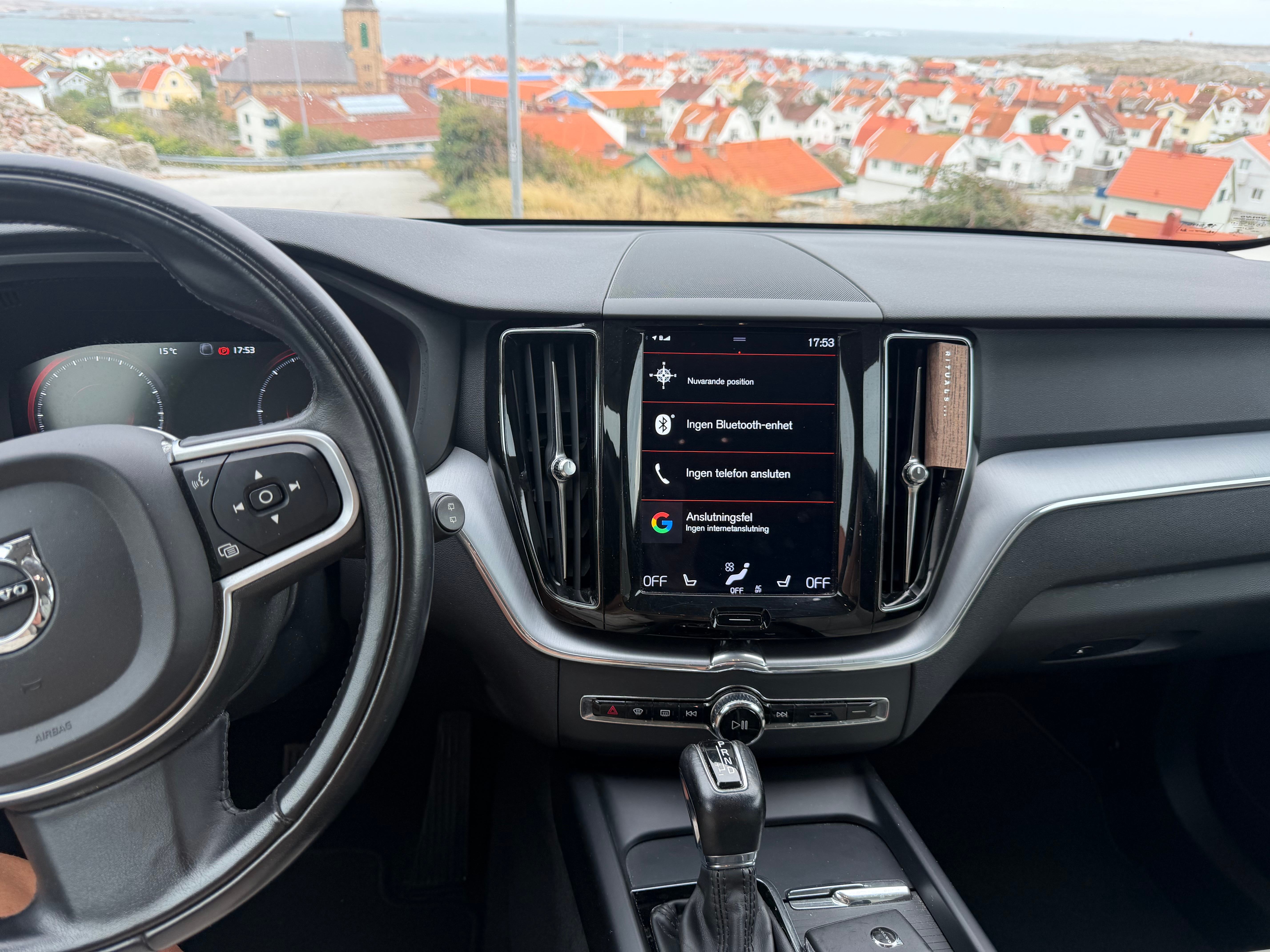 Volvo XC60 D4 Geartronic 2020, photo 4/9