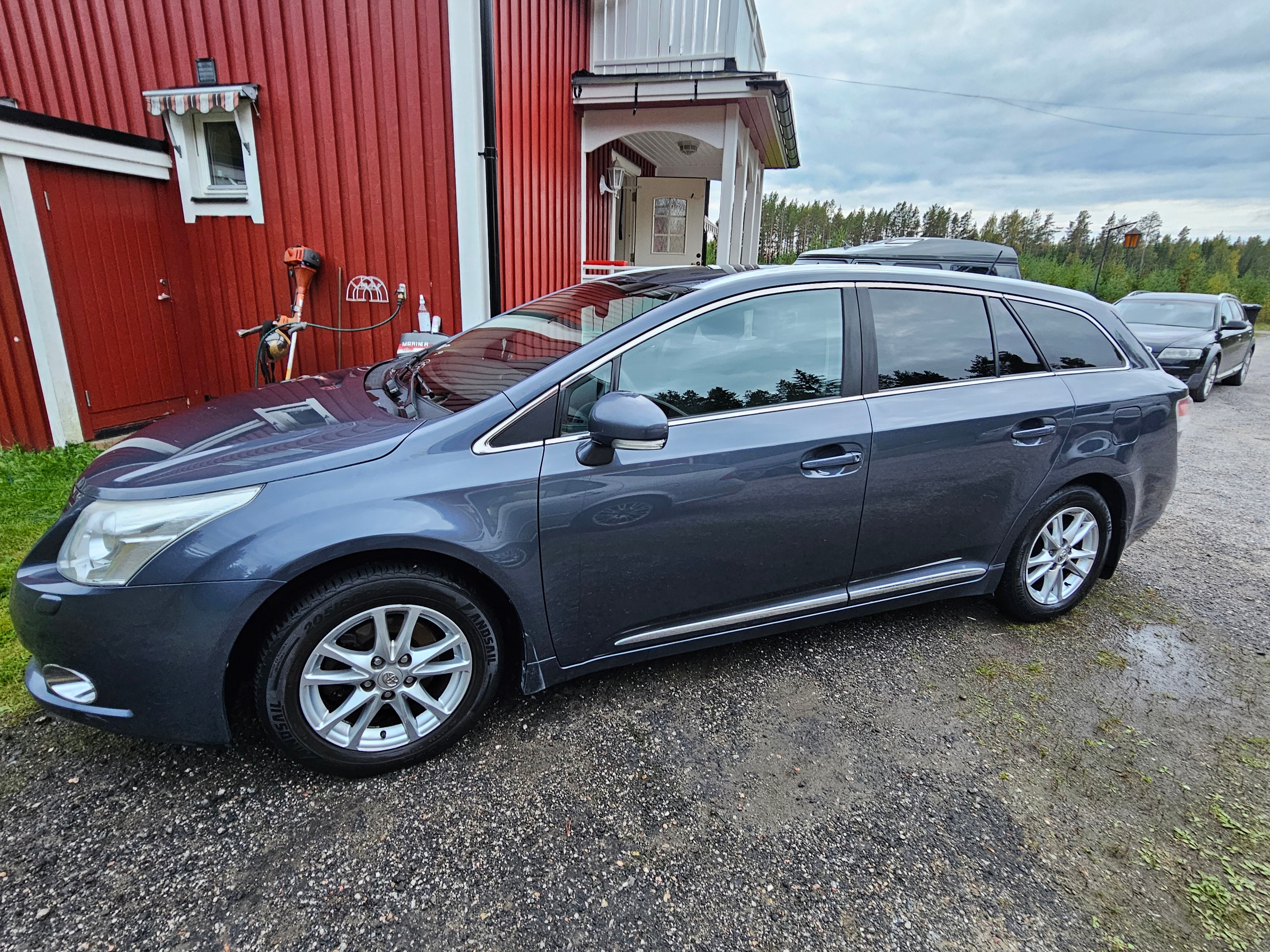 Toyota Avensis 2010, bild 4/6