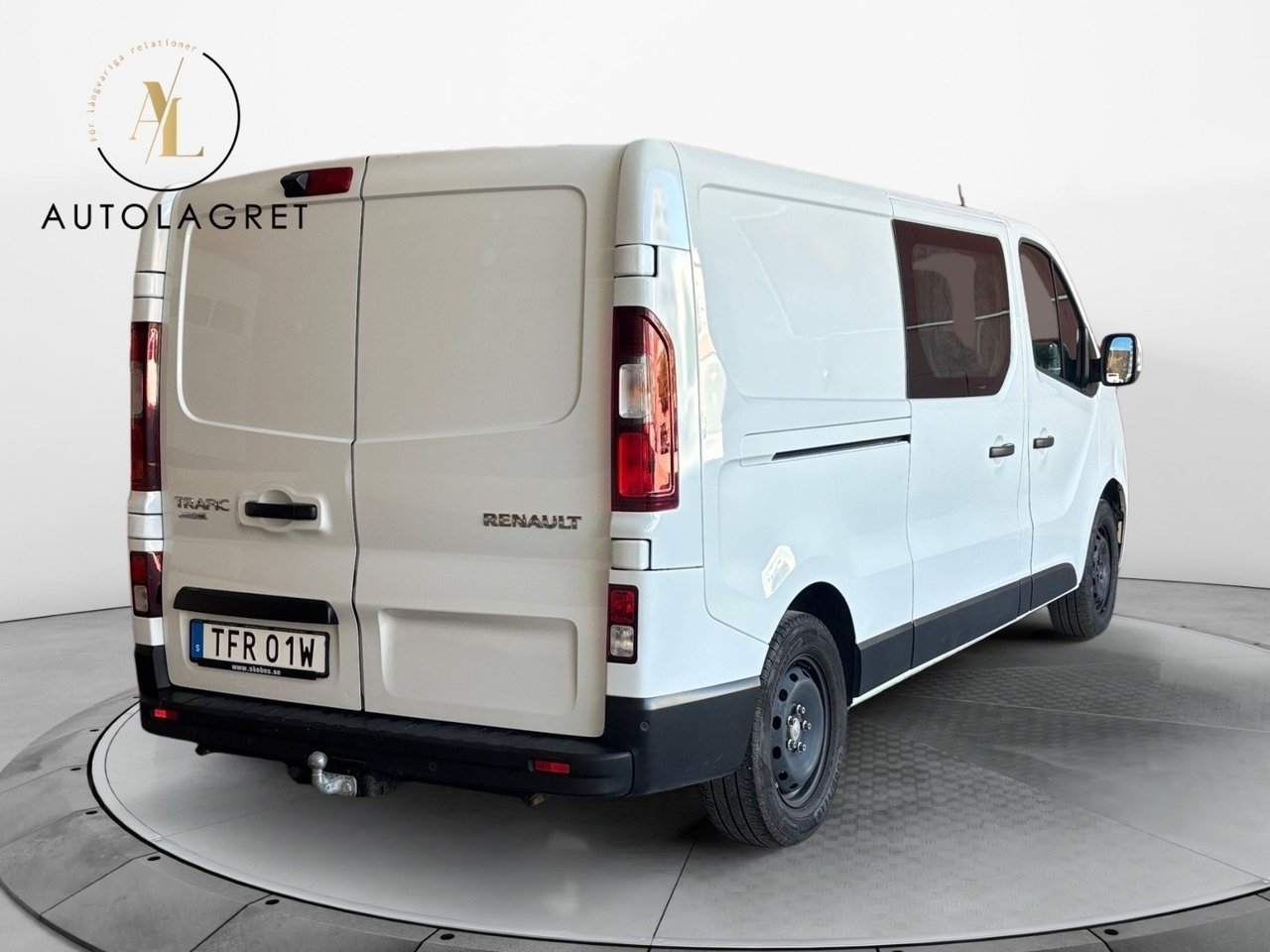 Renault Trafic 2023, photo 5/10