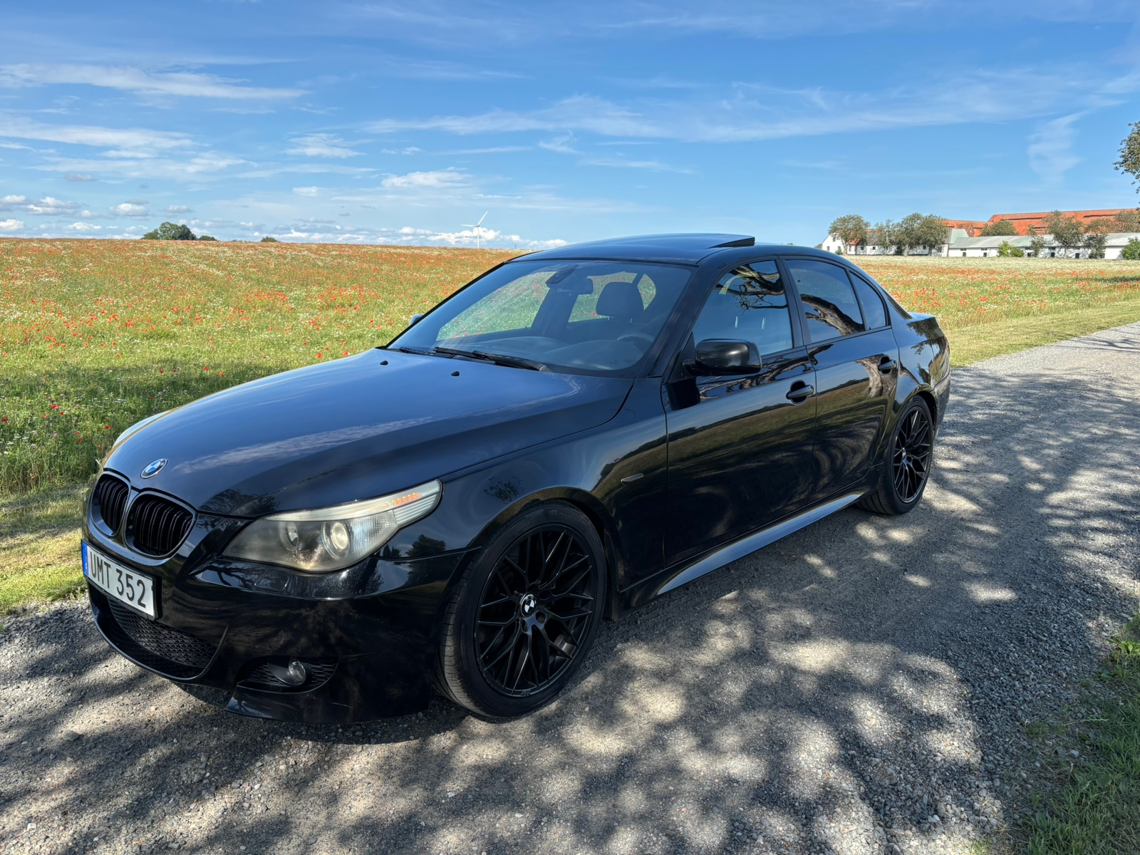 BMW 545