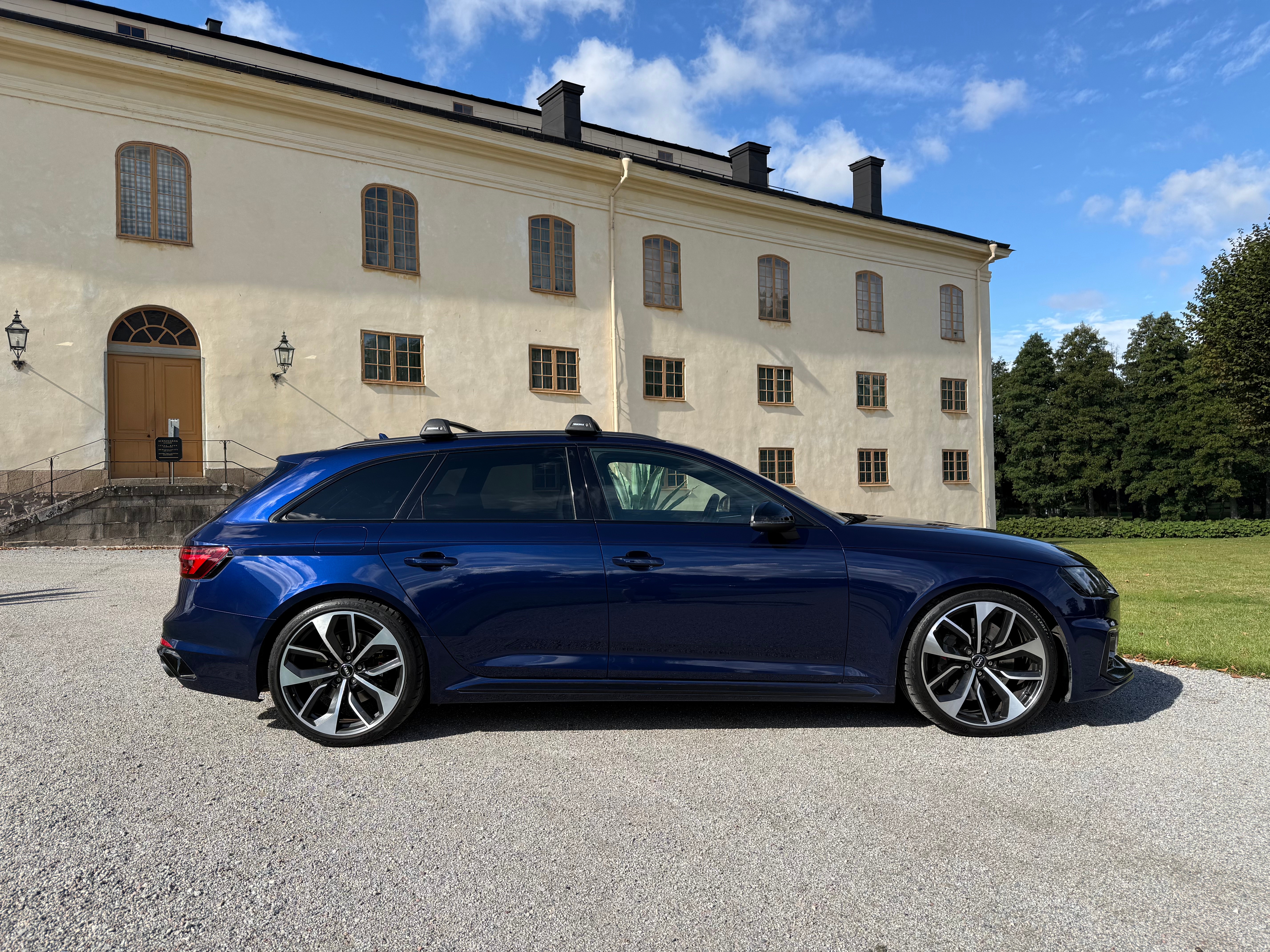 Audi RS4 2019, kuva 2/10