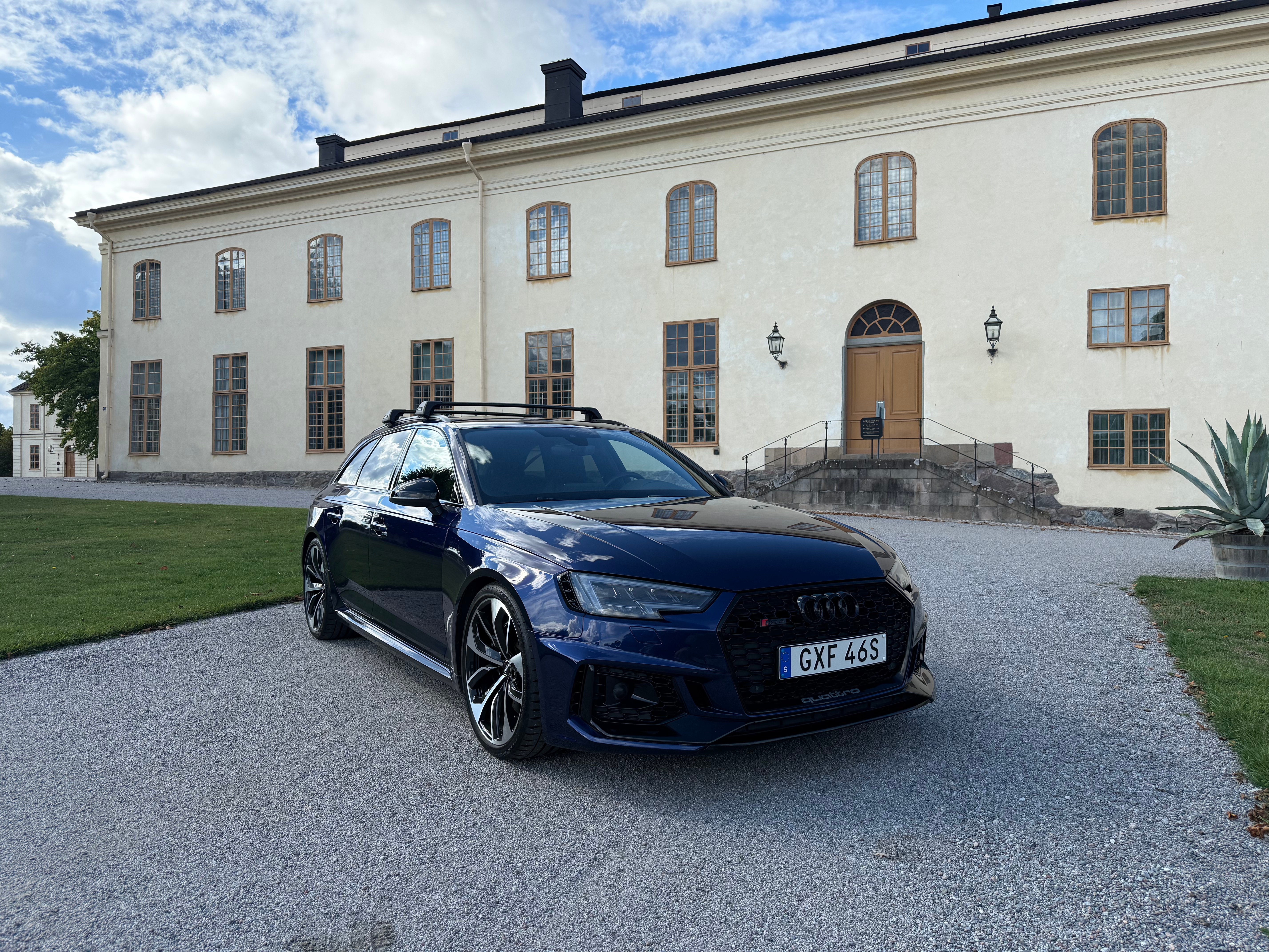 Audi RS4 2019, kuva 4/10