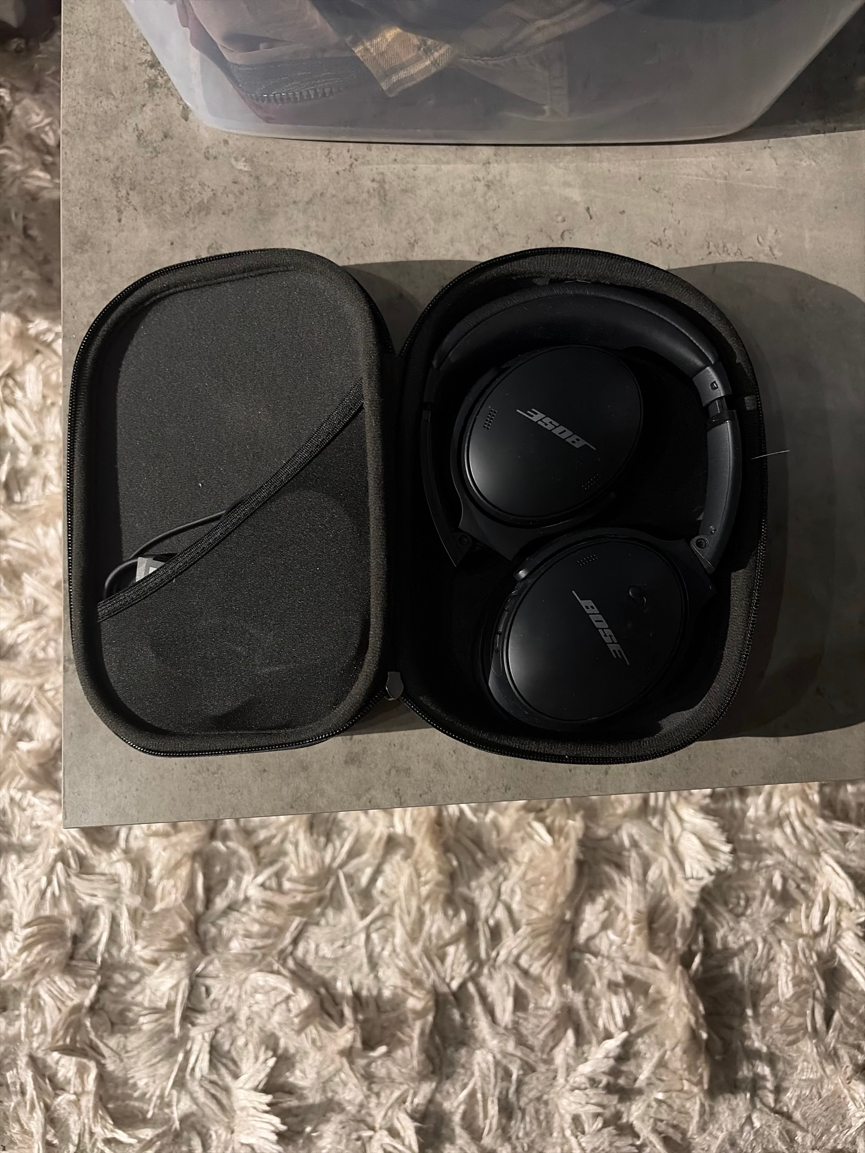 Bose over-ear hörlurar QC45 (ANC) (Nyskick)