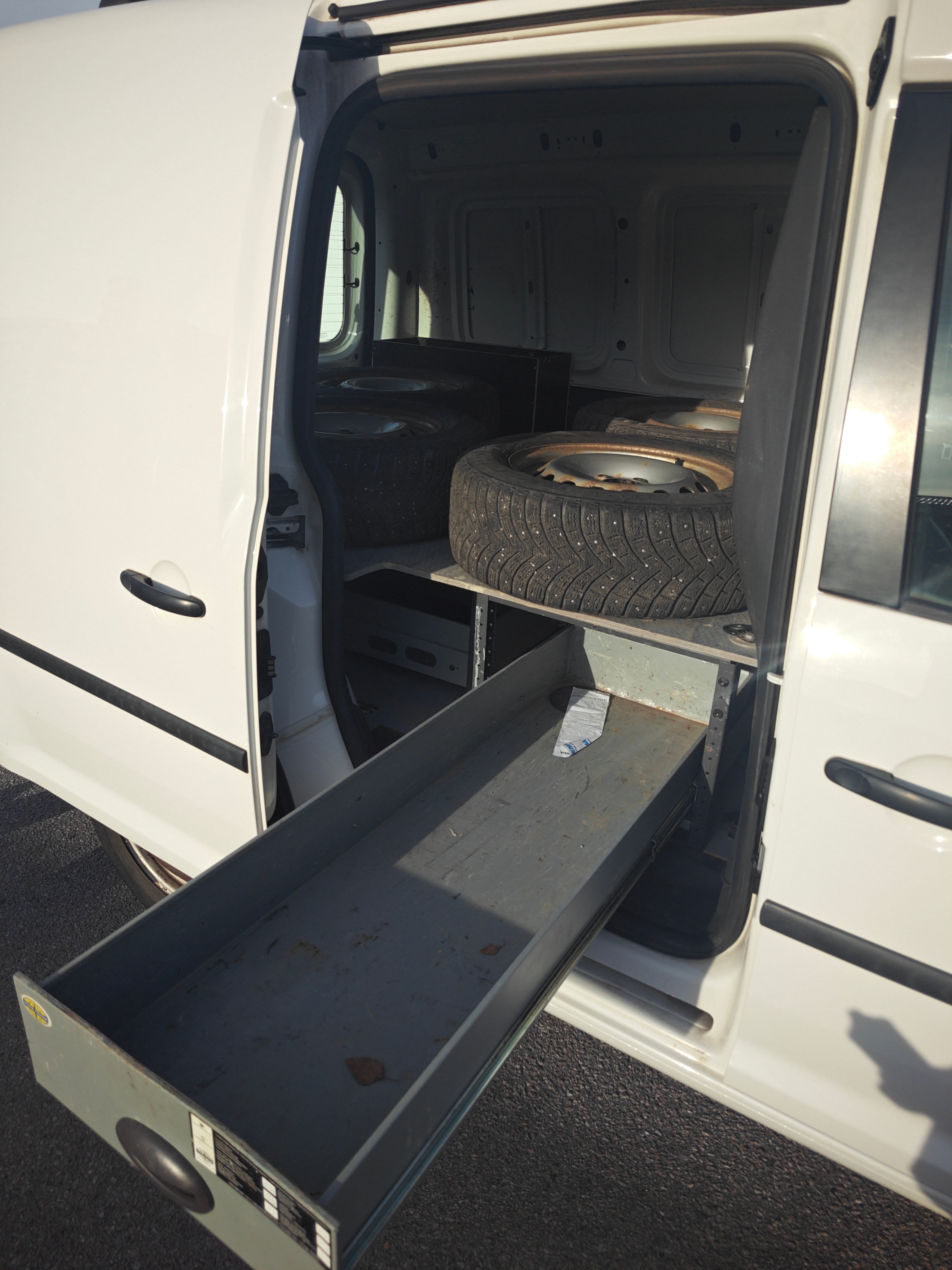 Volkswagen Caddy 2.0 TDI 4motion 2012, bild 2/7