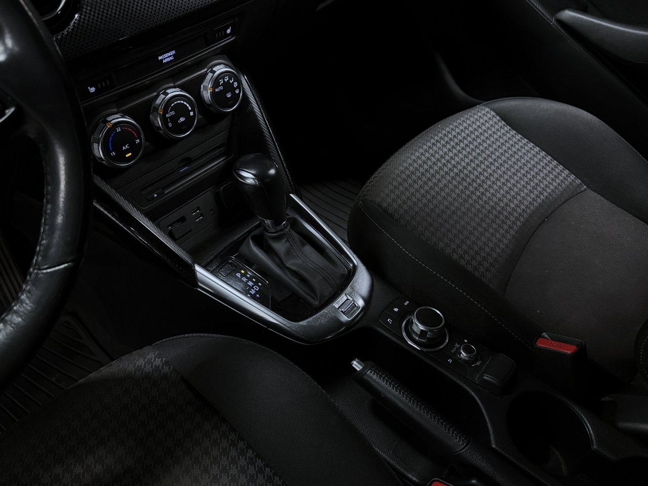 Mazda 2 2019, photo 6/10
