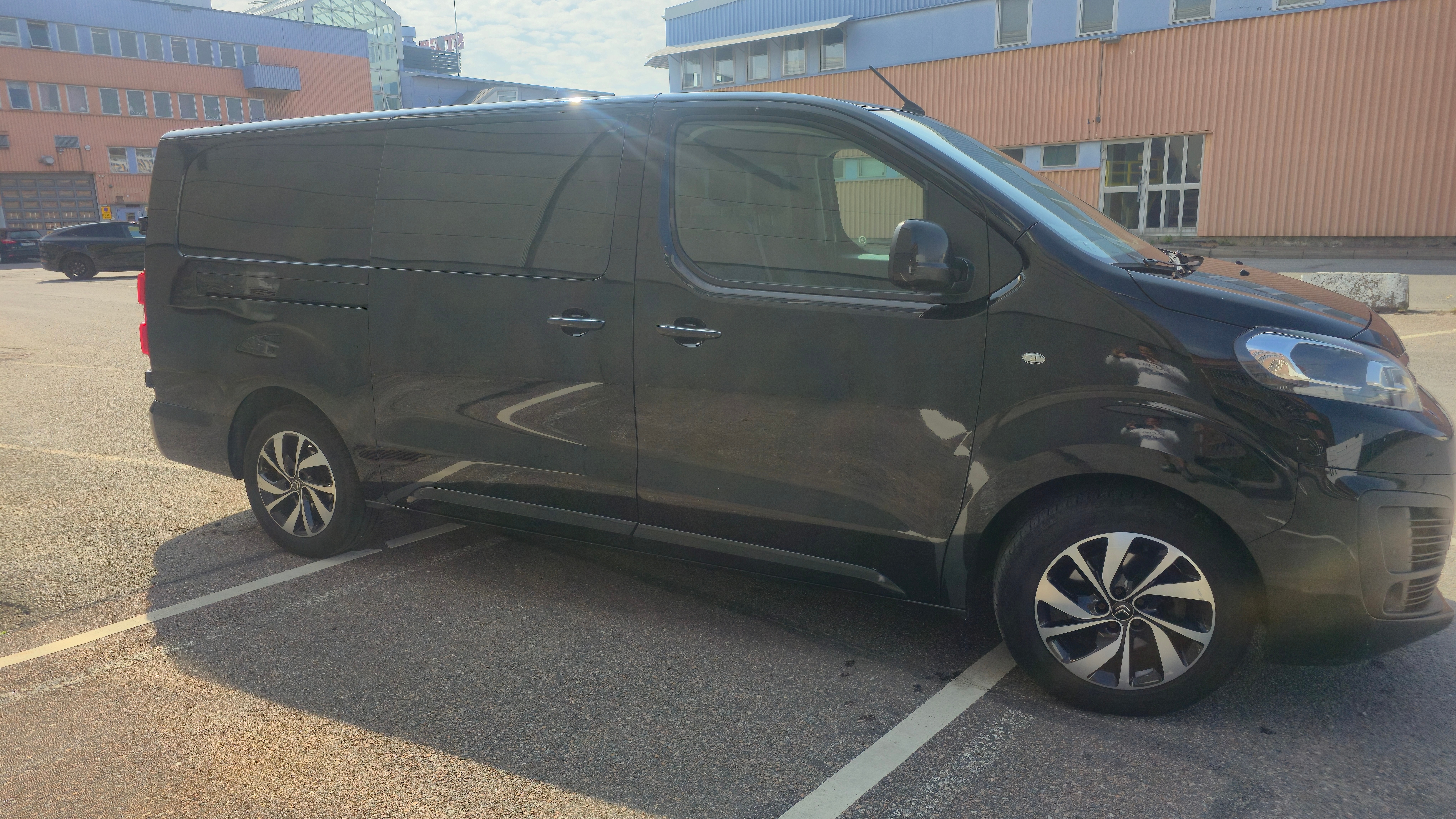 Citroen Jumpy Van 2.0 BlueHDi 180 EAT 2017, kuva 3/5