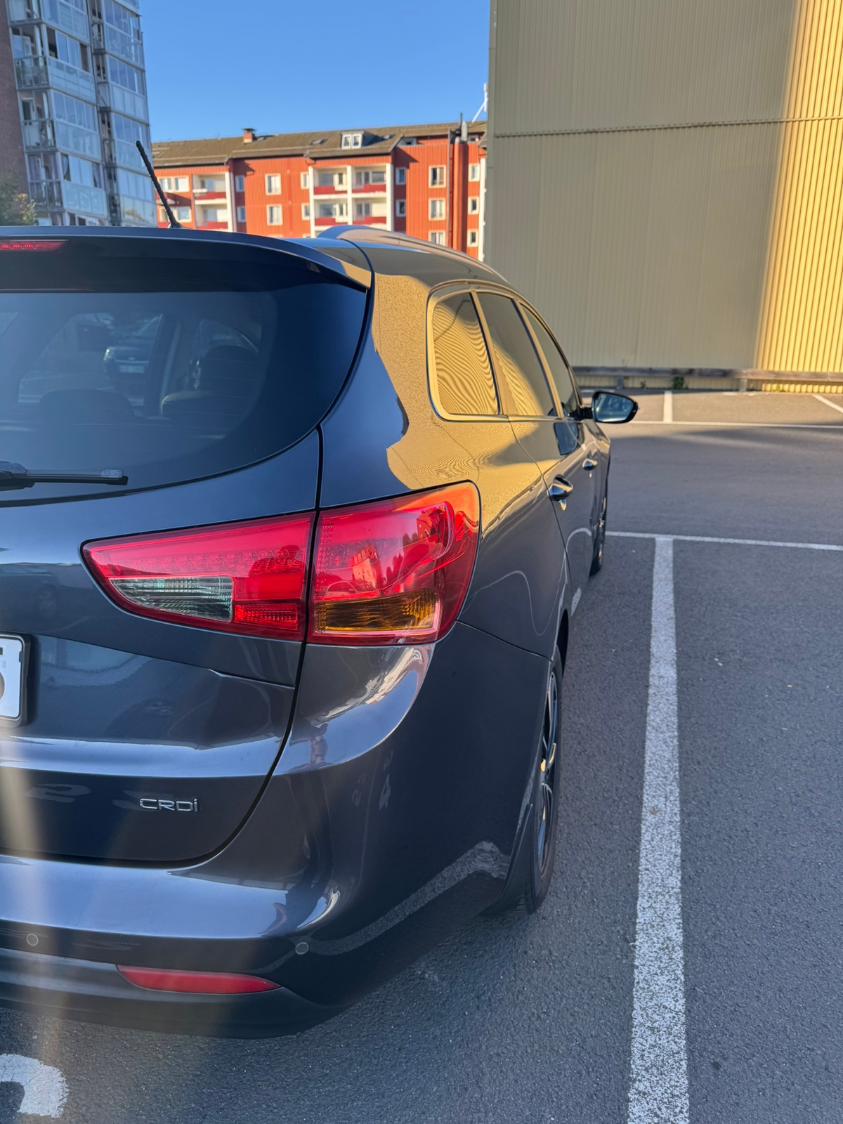Kia Ceed _sw 1.6 CRDi Manuell 2013, bild 5/8