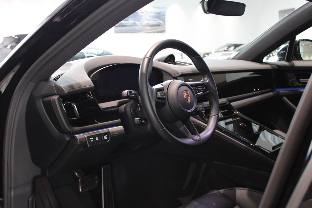 Porsche Panamera 4 E-Hybrid 2025, kuva 3/10