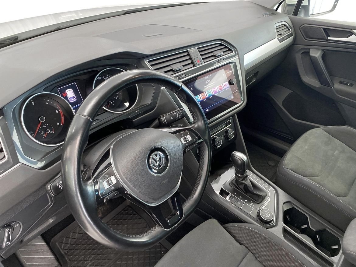 Volkswagen Tiguan 2019, bild 6/10