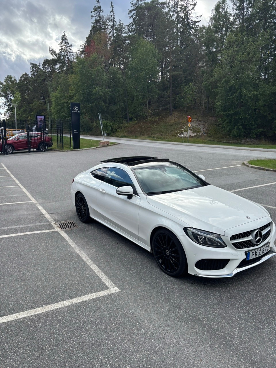 Mercedes-Benz C 220 d Coupé 9G-Tronic 2017, bild 2/8