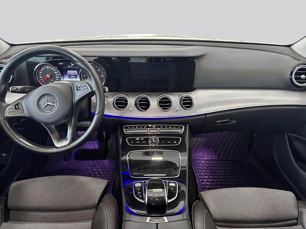 Mercedes-Benz E 2017, bild 7/16