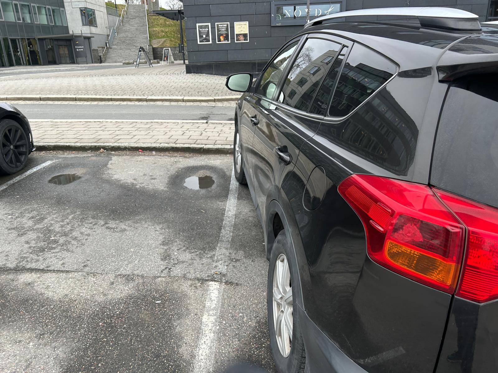 Toyota RAV4 2.2 D-4D AWD Automatisk 2014, bild 4/6