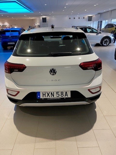 Volkswagen T-Roc 1.5 TSI ACT 150hk DSG 2024, bild 2/5