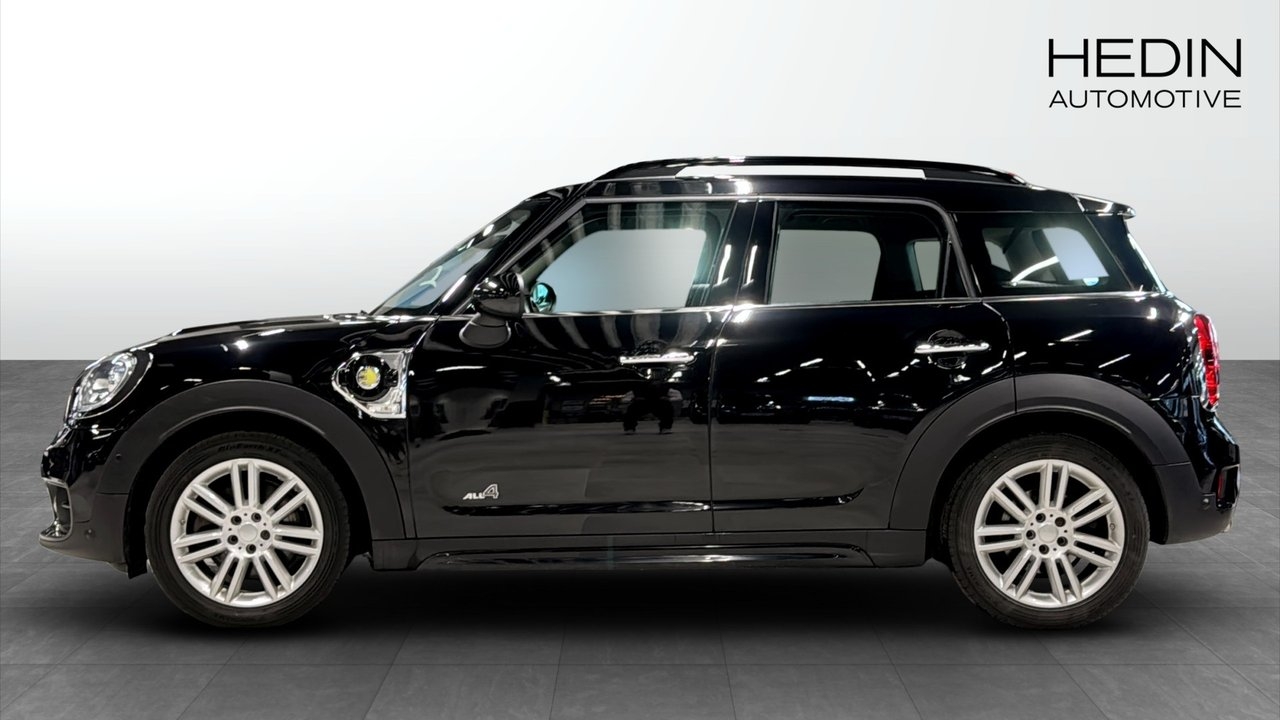 MINI Countryman SE Cooper SE ALL4 2018, kuva 6/10