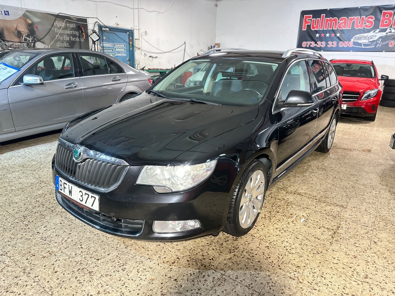 Skoda Superb 2010, bild 3/10
