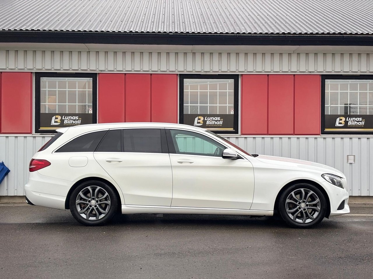 Mercedes-Benz C 2016, bild 6/10