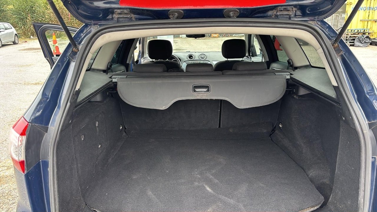 Ford Mondeo 2011, bild 5/8